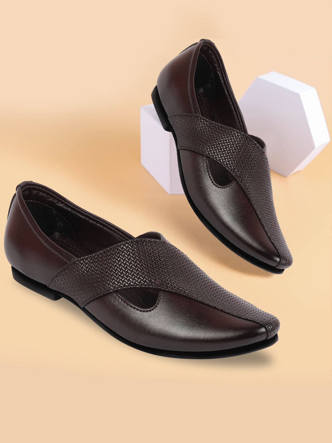     			Fausto Brown Men's Jutti