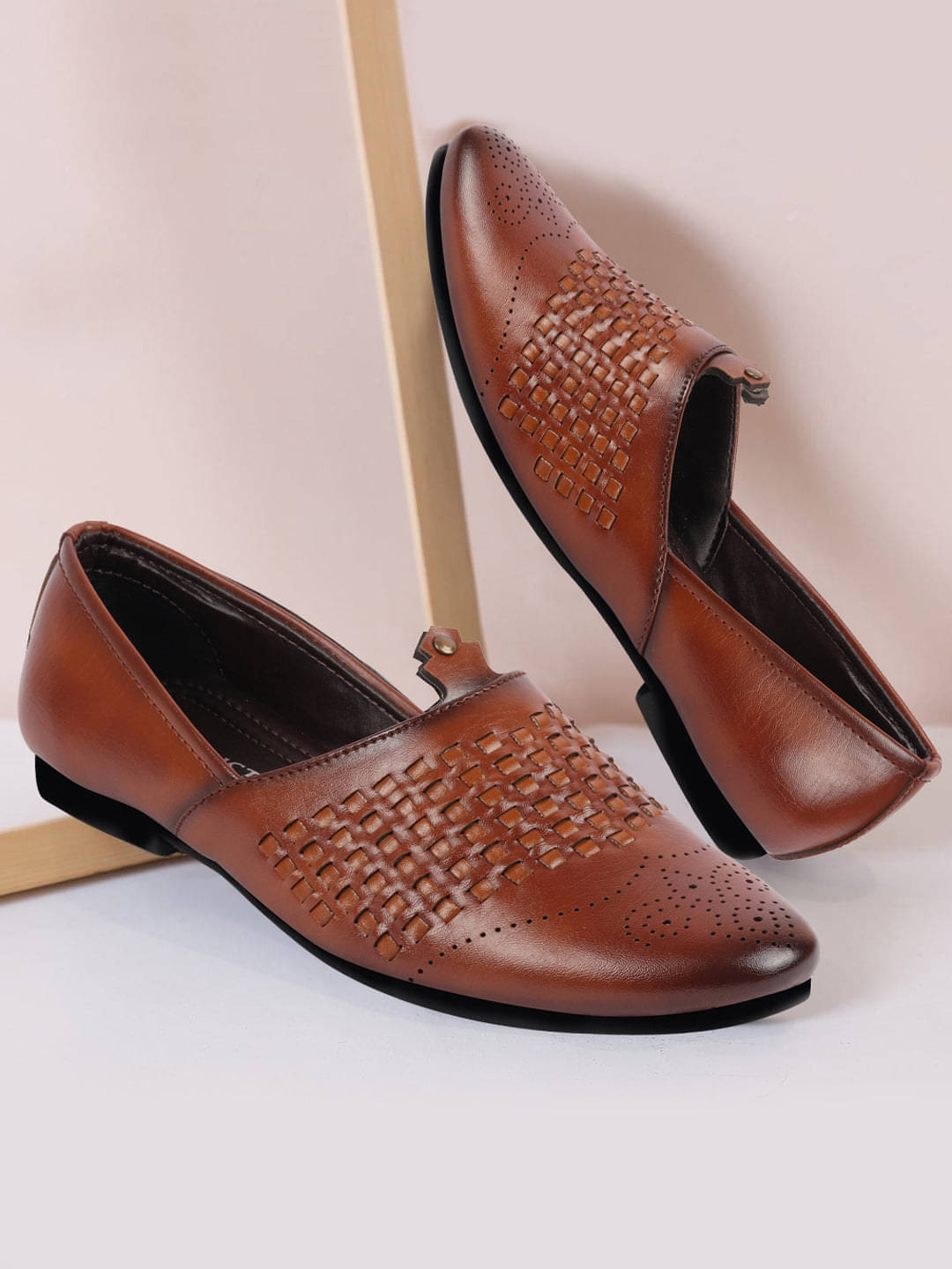     			Fausto Tan Men's Jutti