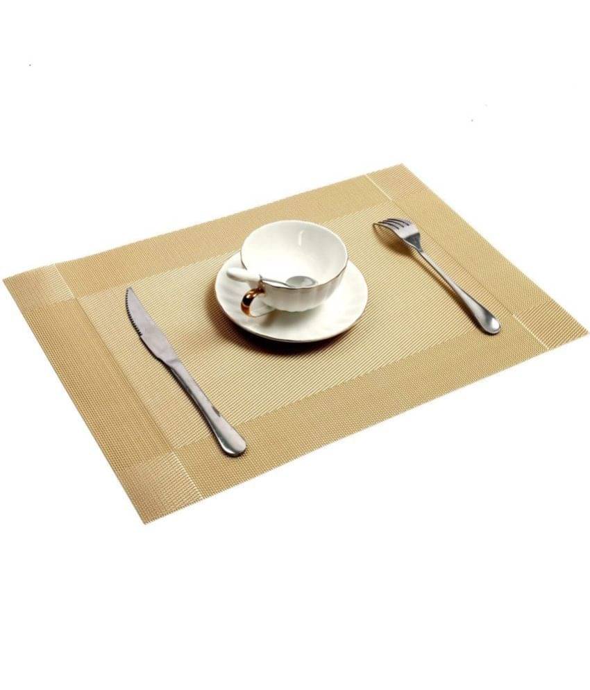 RAMDEV ENTERPRISE PVC Textured Rectangle Table Mats ( 30 cm x 45 cm ) Pack of 4 - Gold RAMDEV ENTERPRISE PVC Textured Rectangle Table Mats ( 30 cm x 45 cm ) Pack of 4 - Gold