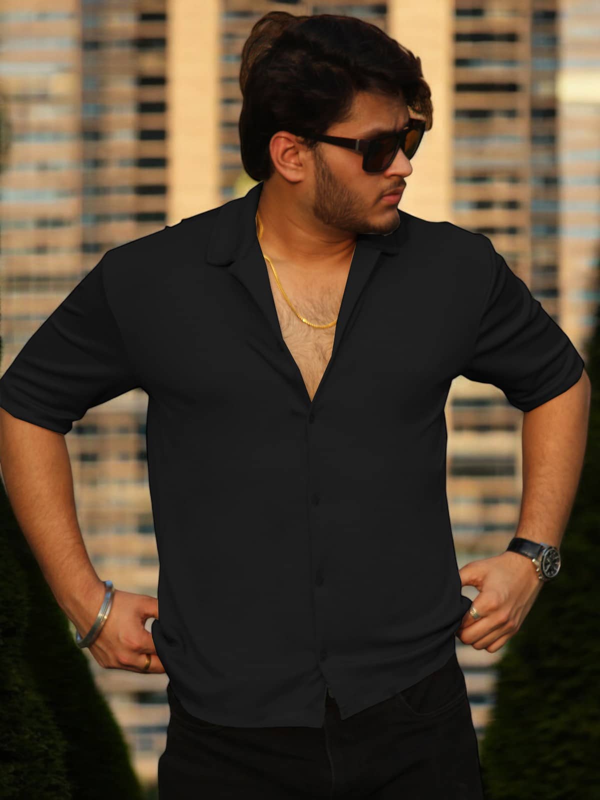 VIOUR Cotton Blend Regular Fit Solids Half Sleeves Men's Casual Shirt - Black ( Pack of 1 )