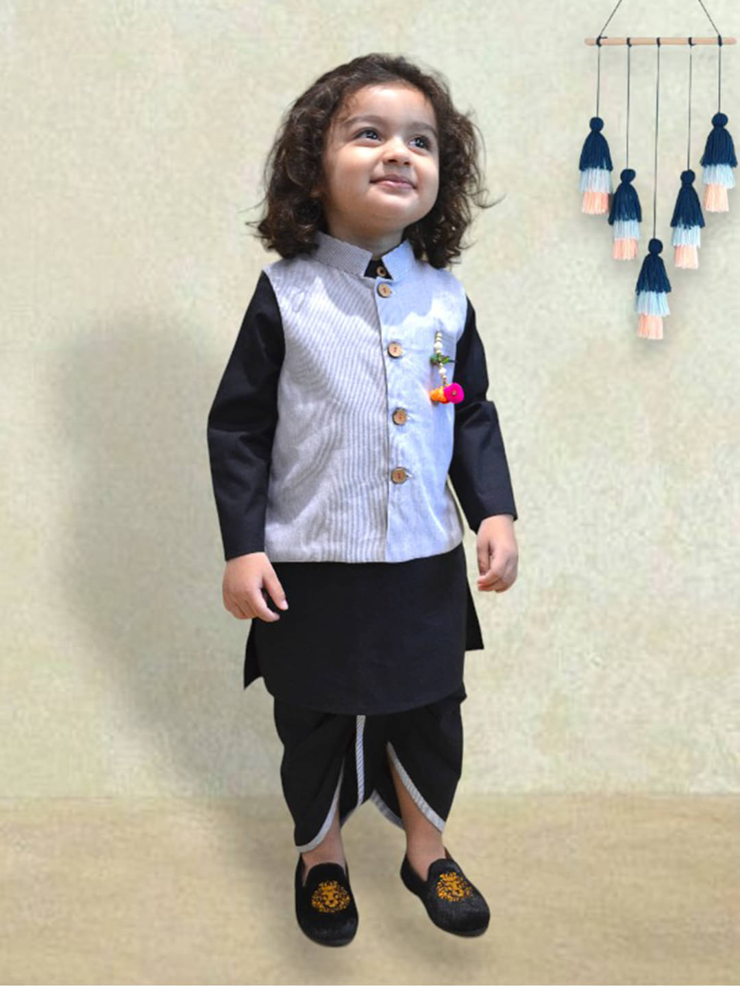     			A.T.U.N. Pack of 1 Boys Cotton ( Black & Blue )