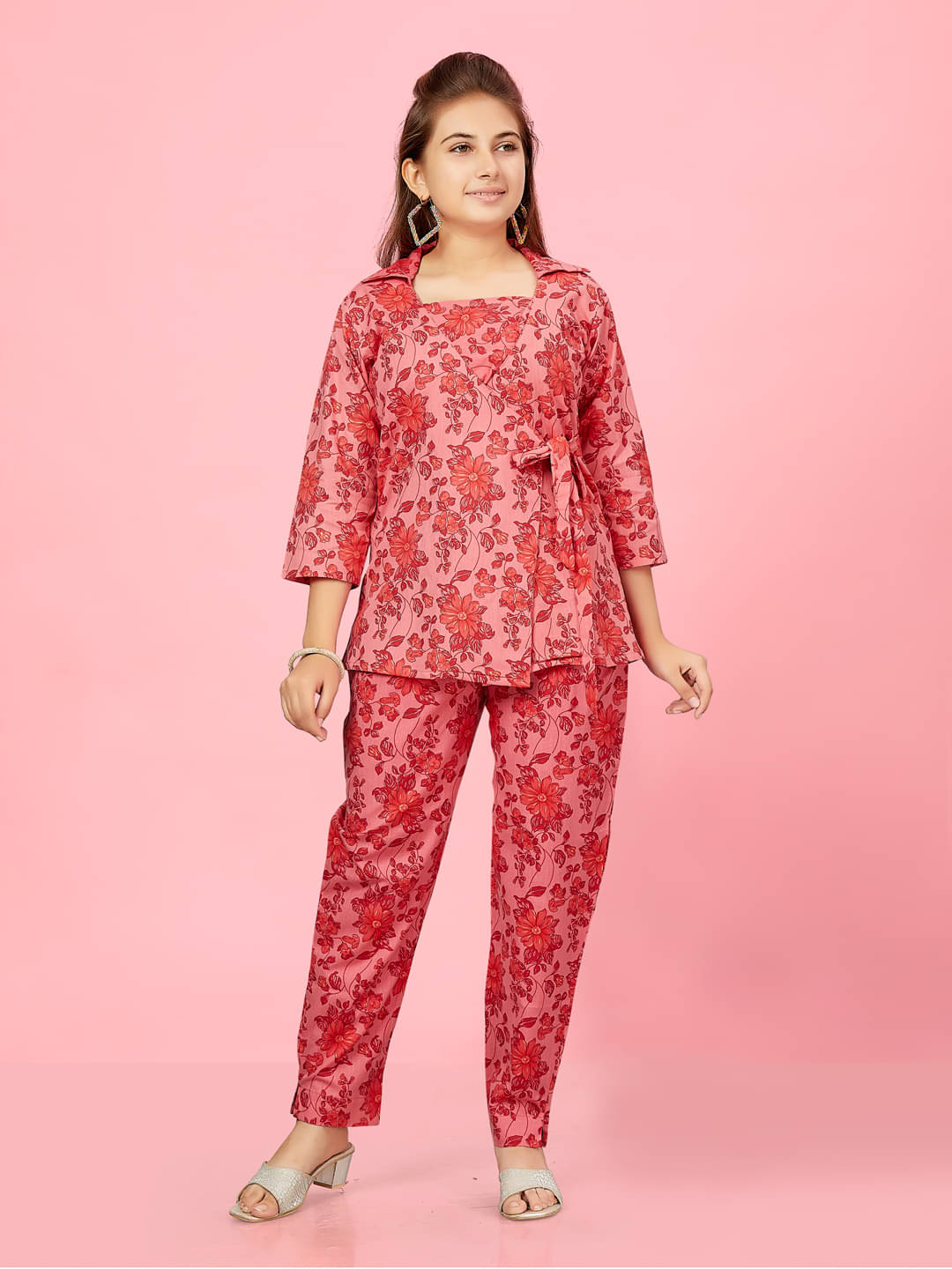     			Aarika Red Cotton Girls Top With Jacket With Pants ( Pack of 1 )