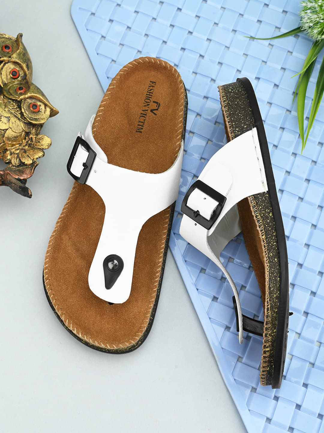     			Fashion Victim White Men's Leather Slipper