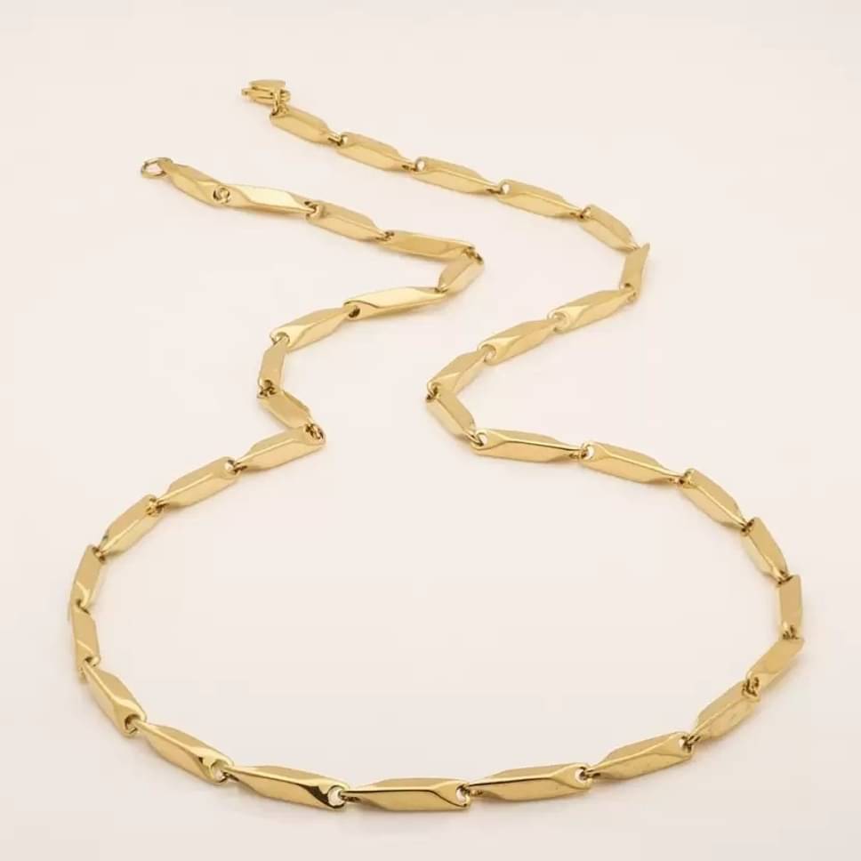 Green Spritual Gold Plated Chain ( Set of 1 )     			Green Spritual Gold Plated Chain ( Set of 1 )