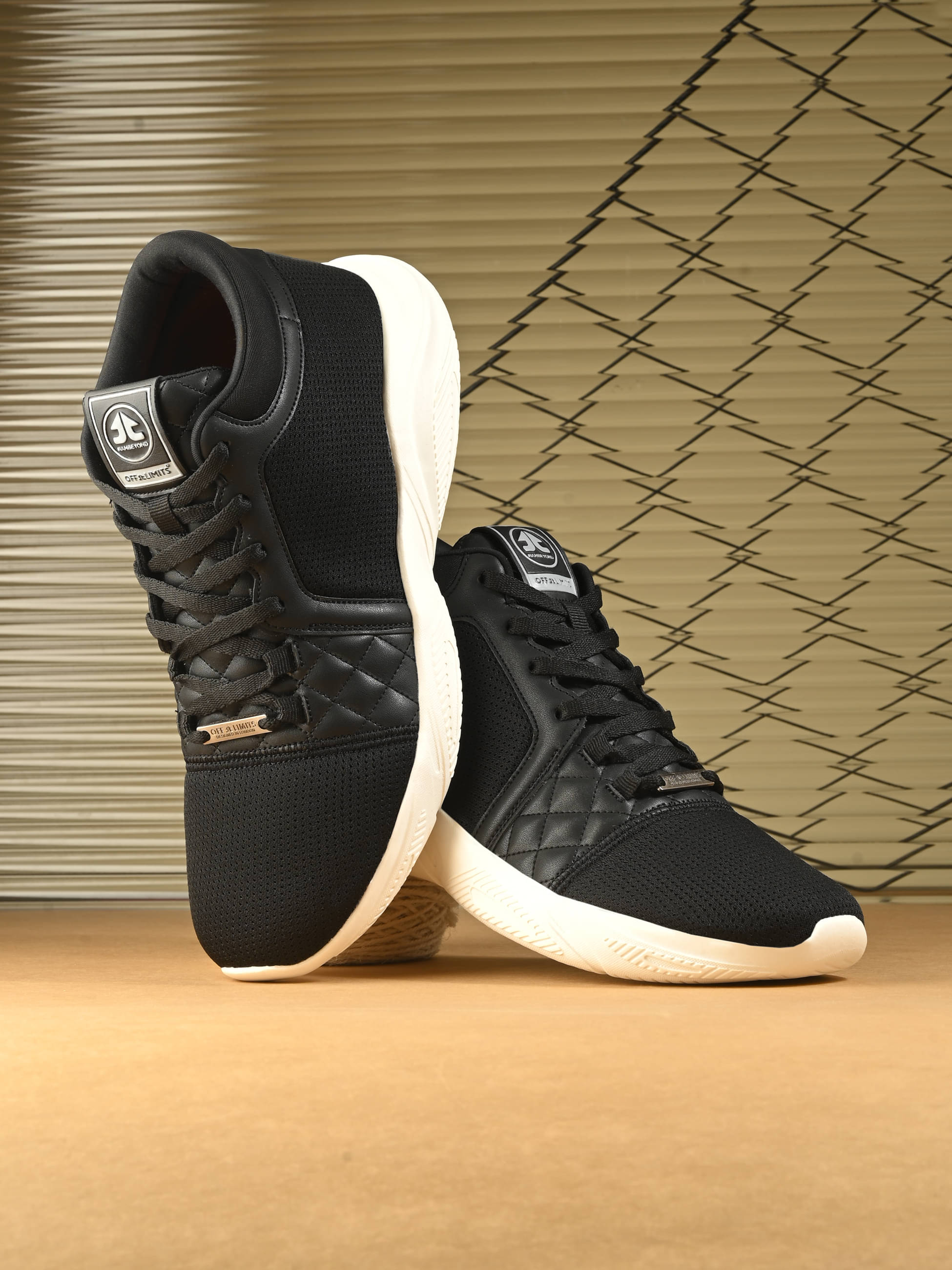 OFF LIMITS TECTON Black Men's Sports Running Shoes OFF LIMITS TECTON Black Men's Sports Running Shoes