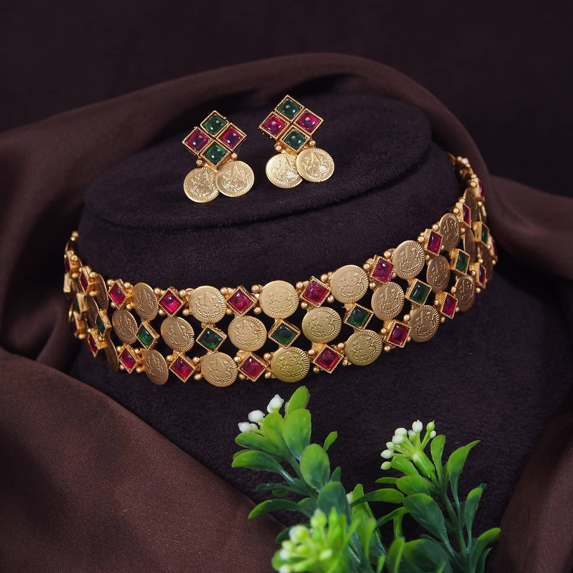 Padmavati Bangles Multicolor Alloy Necklace Set ( Pack of 1 ) Padmavati Bangles Multicolor Alloy Necklace Set ( Pack of 1 )