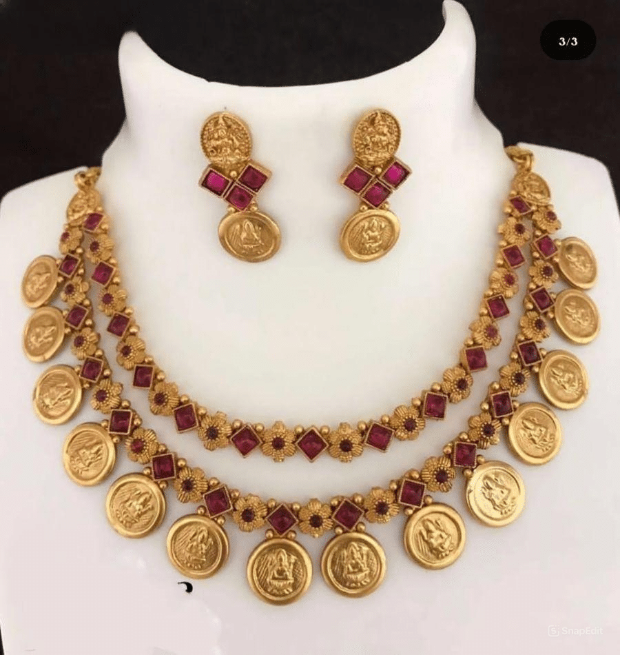     			Padmavati Bangles Red Alloy Necklace Set ( Pack of 1 )