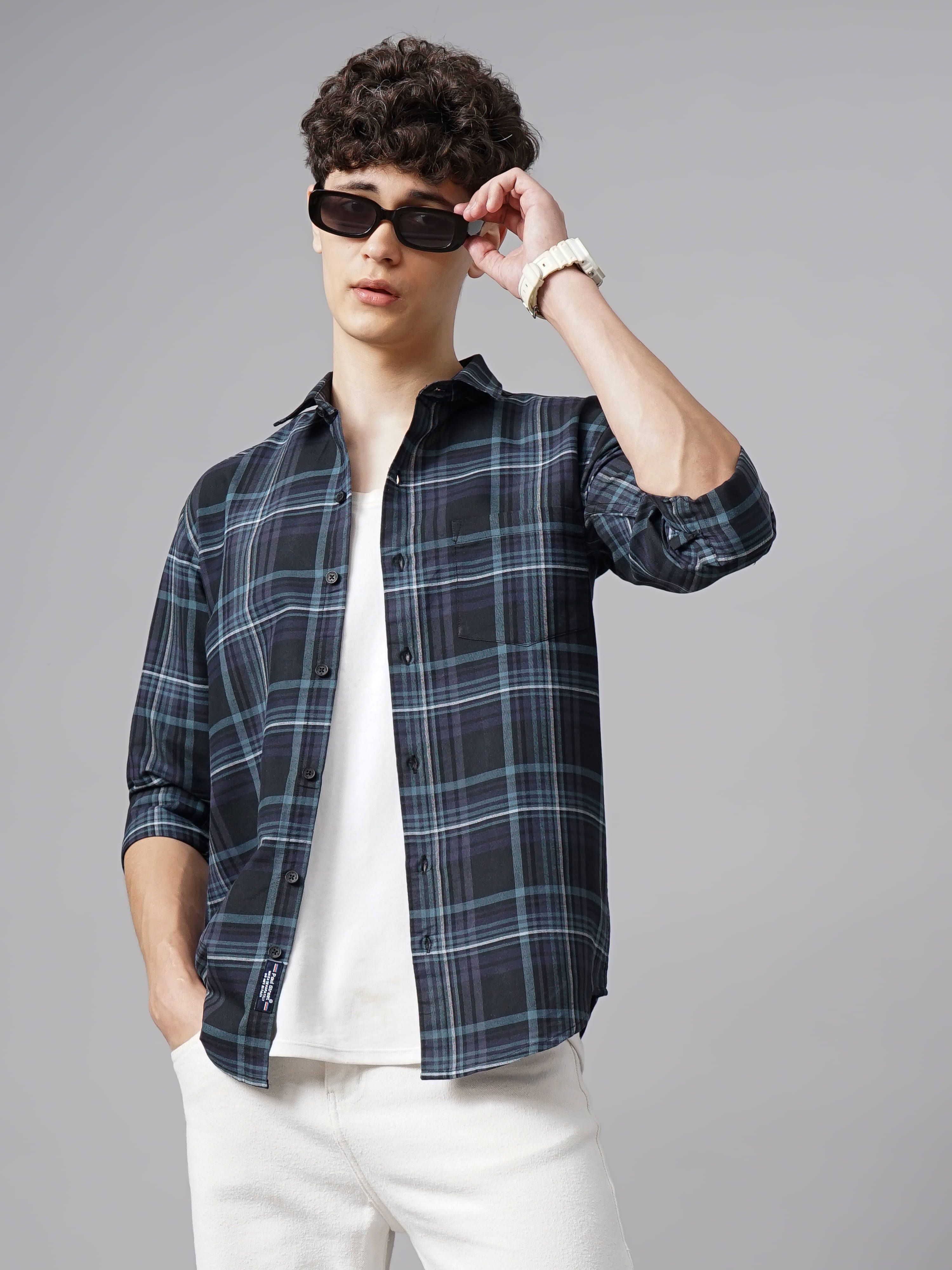 Paul Street 100% Cotton Slim Fit Checks Full Sleeves Men's Casual Shirt - Black ( Pack of 1 ) Paul Street 100% Cotton Slim Fit Checks Full Sleeves Men's Casual Shirt - Black ( Pack of 1 )
