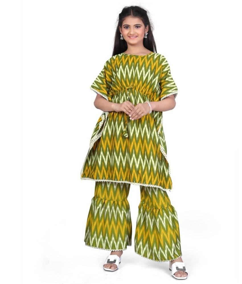     			SELVIFAB Girls Crepe Kurta and Sharara Set ( Pack of 1 , Yellow )