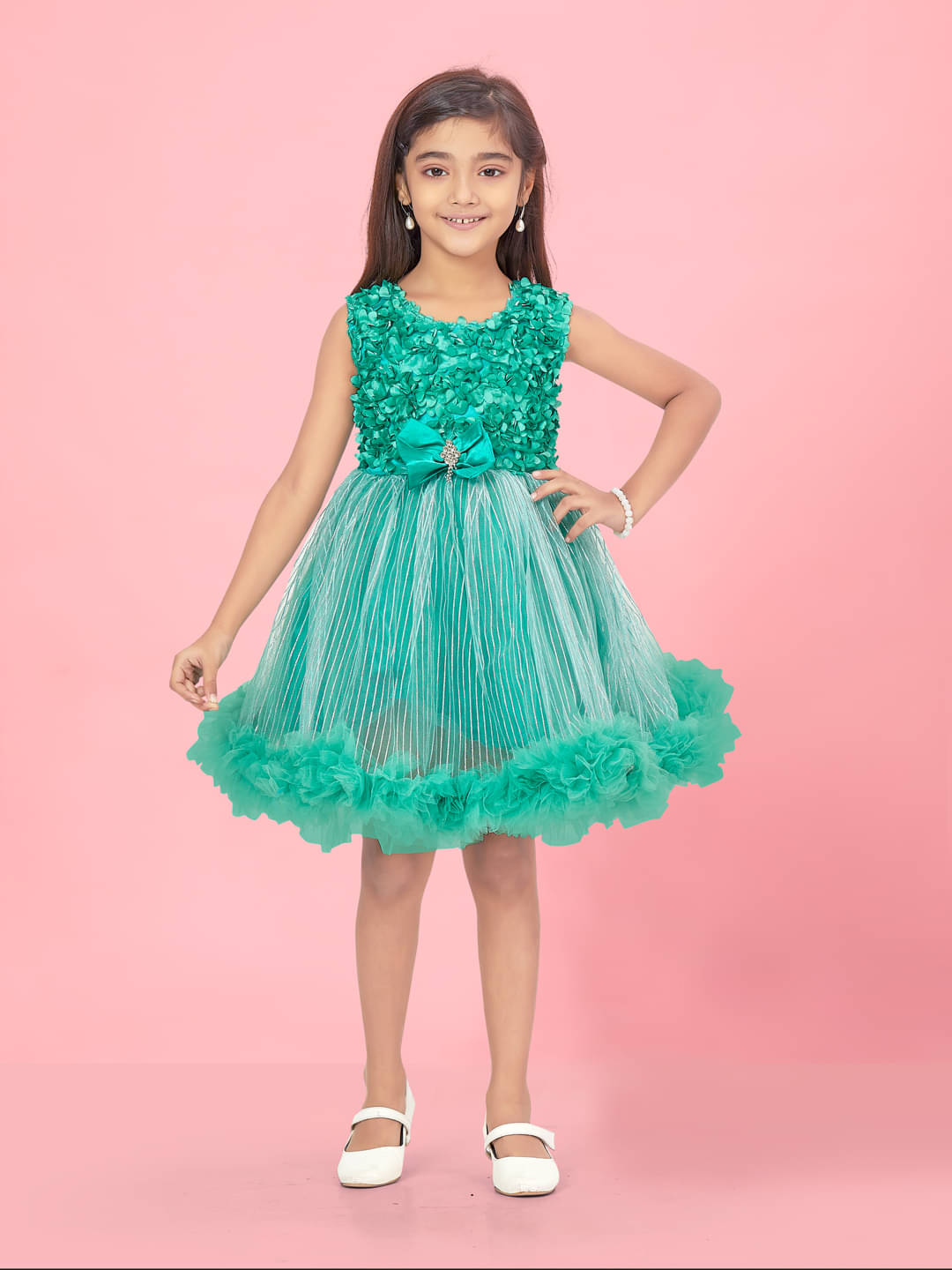 Aarika Net Fit And Flare Dress For Girls ( Pack of 1 , Green ) Aarika Net Fit And Flare Dress For Girls ( Pack of 1 , Green )