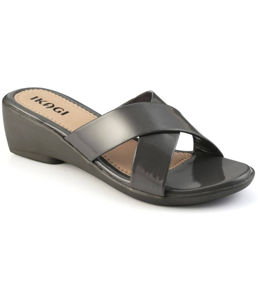     			IKAGI Gray Women's Flats