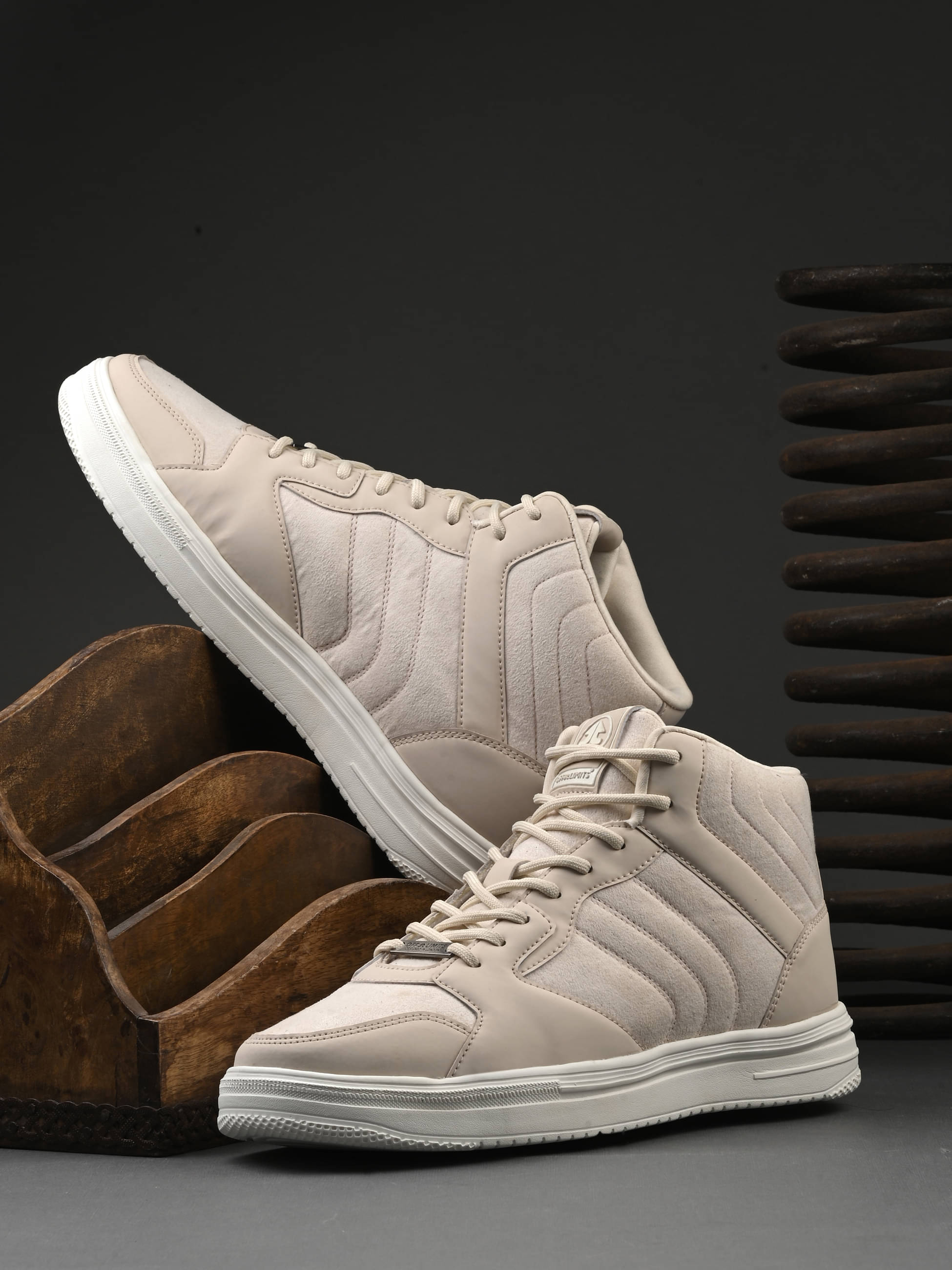     			OFF LIMITS TORRES Off White Men's Sneakers