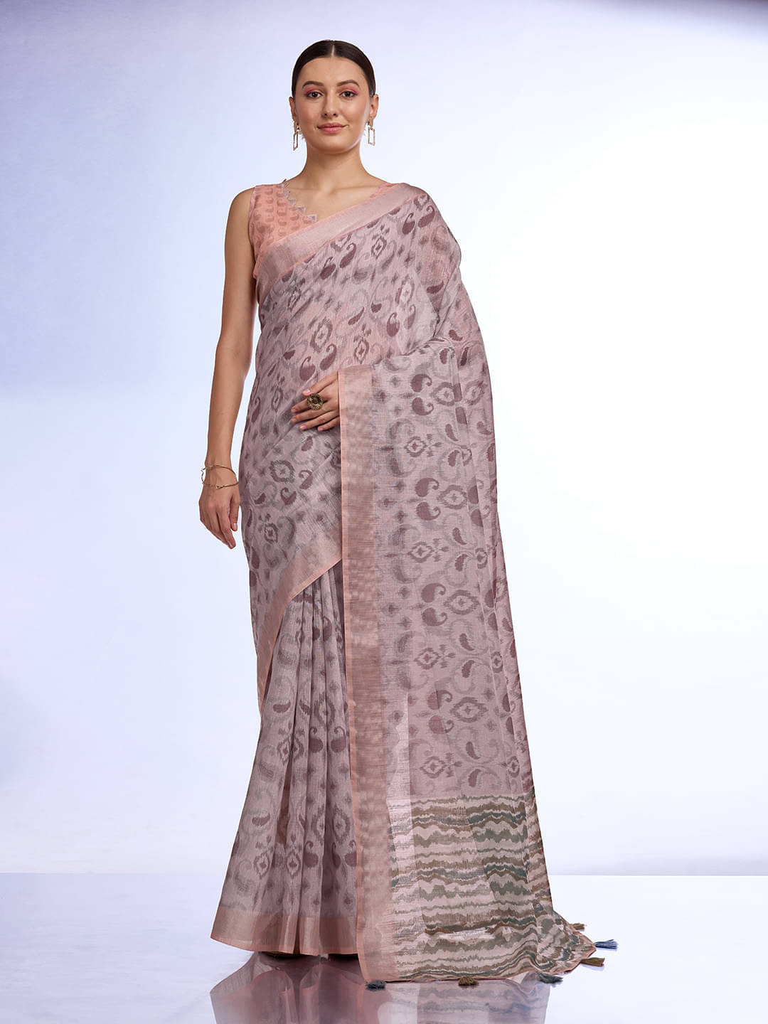 Rekha Maniyar Linen Printed Saree With Unstitched Blouse Piece ( Grey Melange ) Rekha Maniyar Linen Printed Saree With Unstitched Blouse Piece ( Grey Melange )