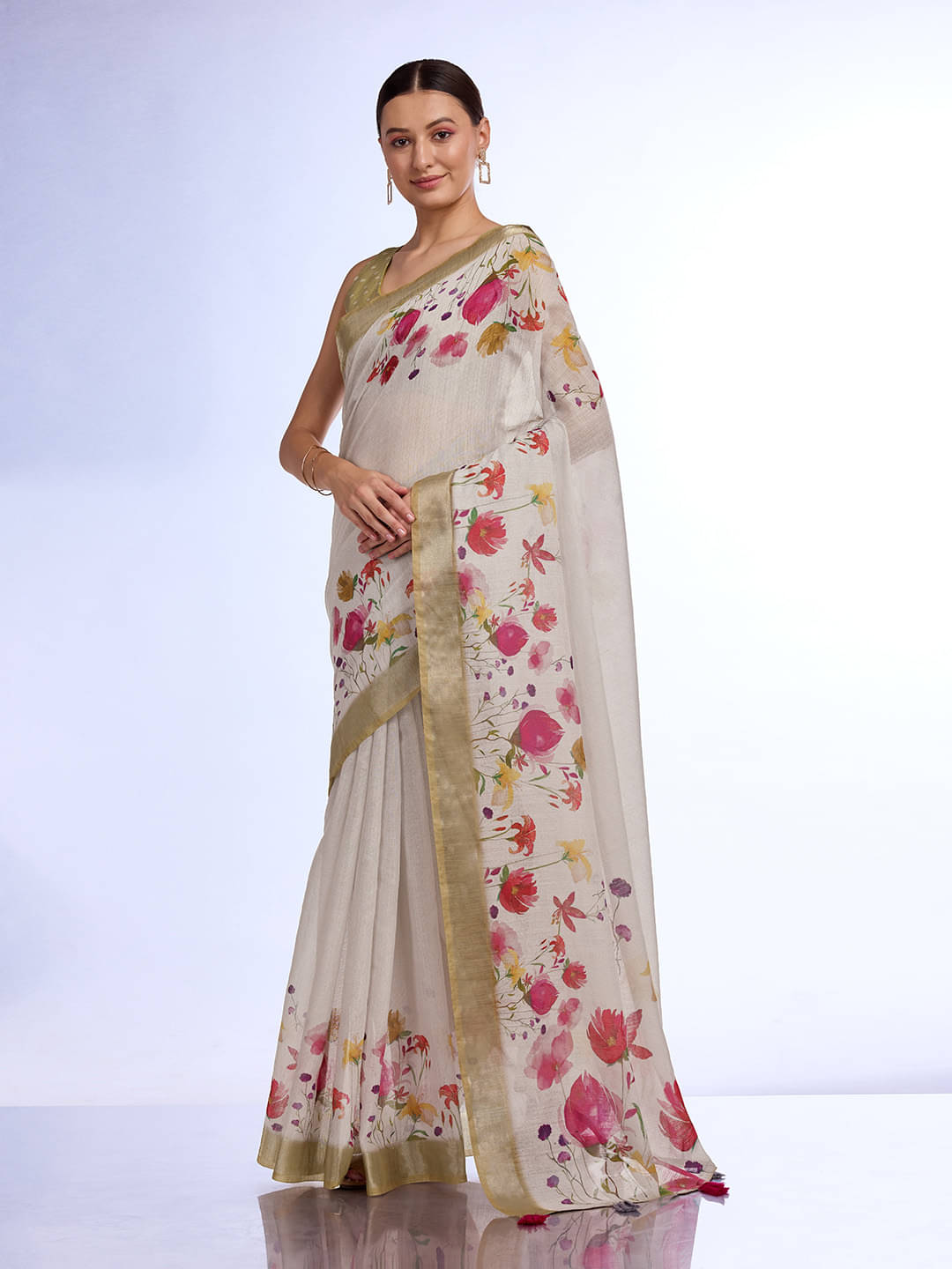 Rekha Maniyar Linen Printed Saree With Unstitched Blouse Piece ( Beige ) Rekha Maniyar Linen Printed Saree With Unstitched Blouse Piece ( Beige )
