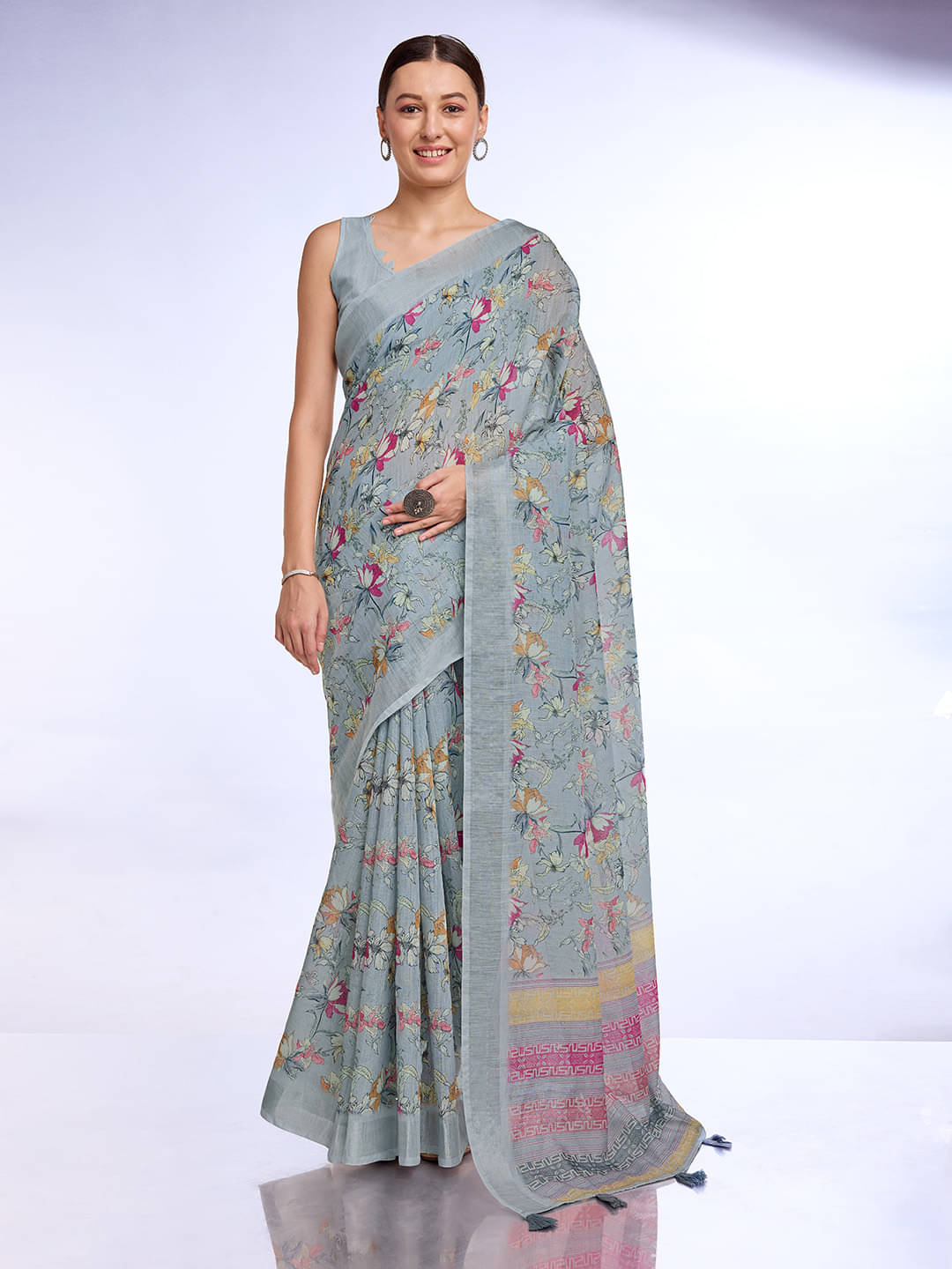     			Rekha Maniyar Linen Printed Saree With Unstitched Blouse Piece ( Grey Melange )