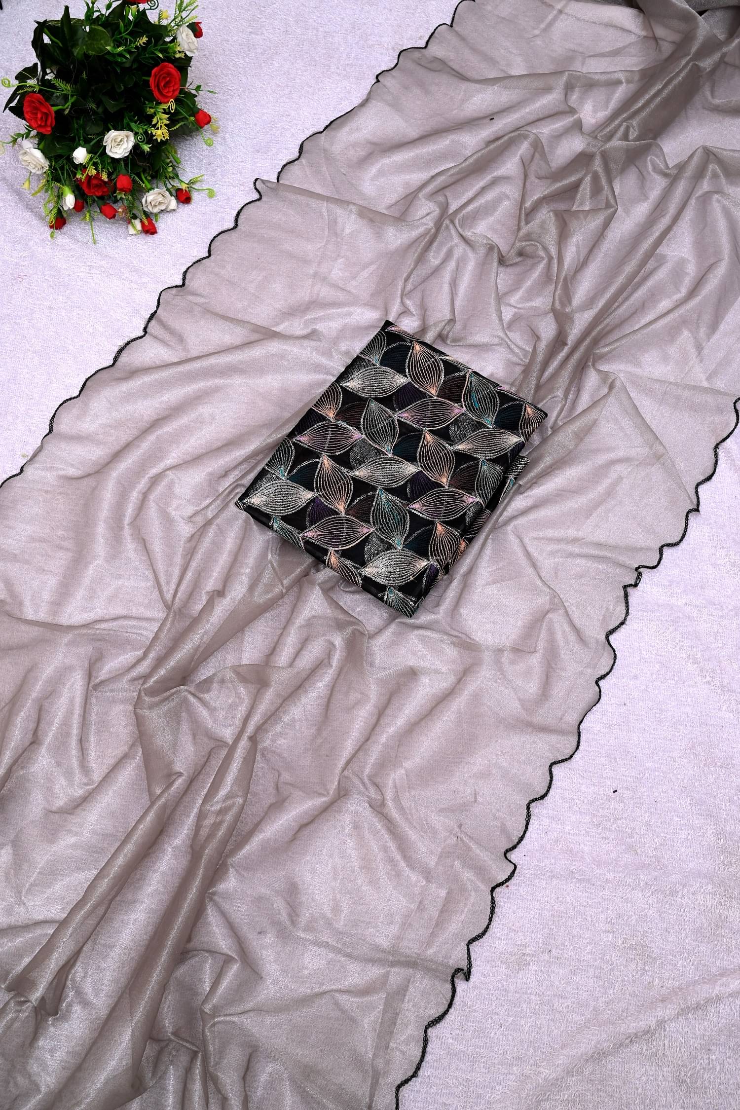 A TO Z CART Organza Solid Saree With Unstitched Blouse Piece ( Grey ) A TO Z CART Organza Solid Saree With Unstitched Blouse Piece ( Grey )