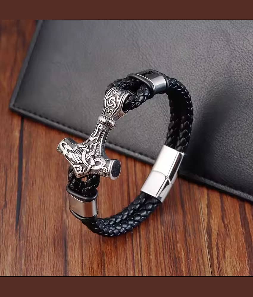 FASHION FRILL Black Bracelet ( Pack of 1 ) - Bangles & Bracelets | Buy online on ZillyBuy