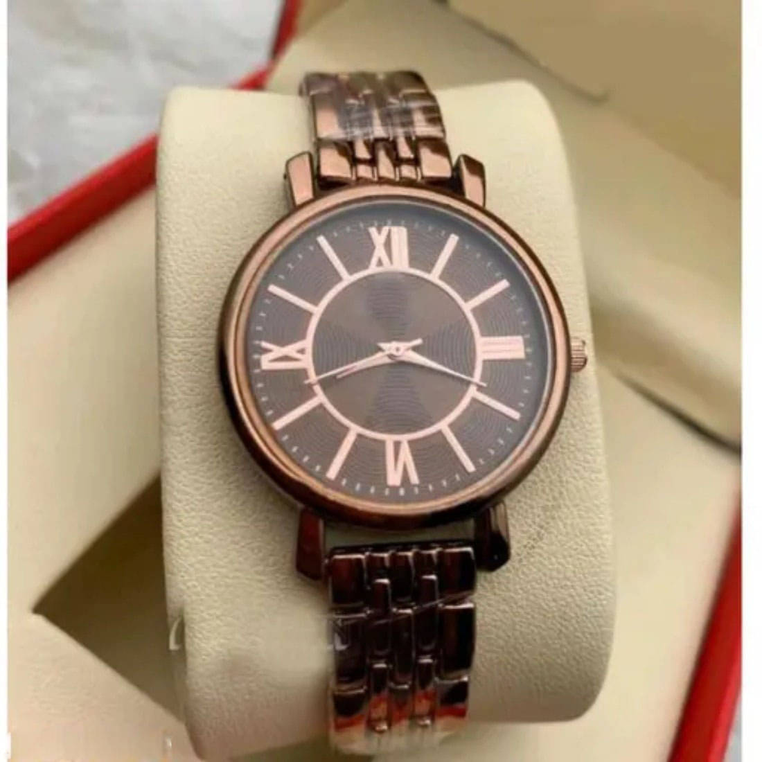     			REESKY Brown Metal Analog Womens Watch
