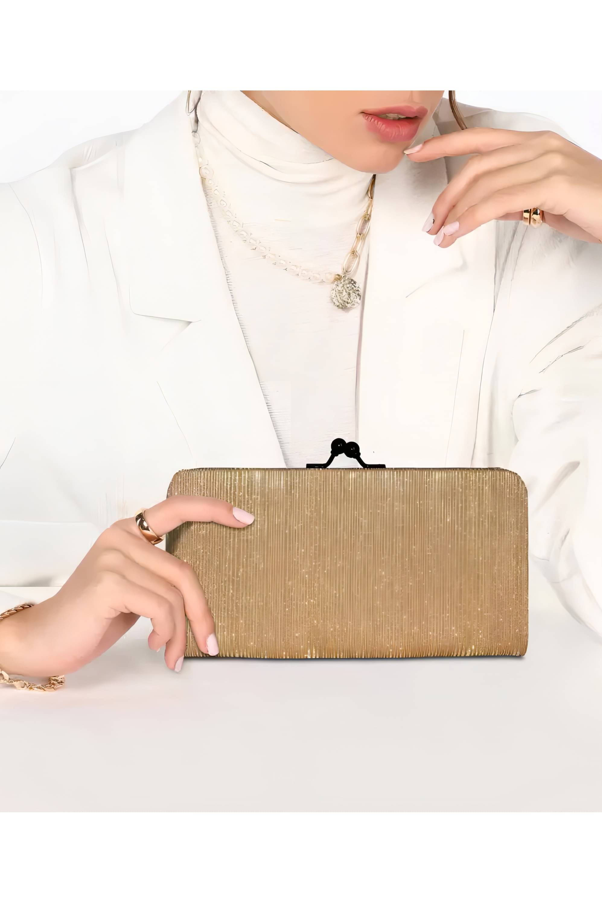     			Riddhi Imperial Gold Velvet Box Clutch