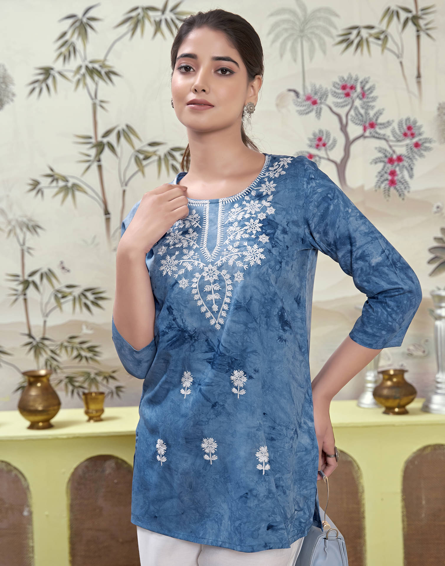     			Rayon Short Kurti For Women (Pack of 1)