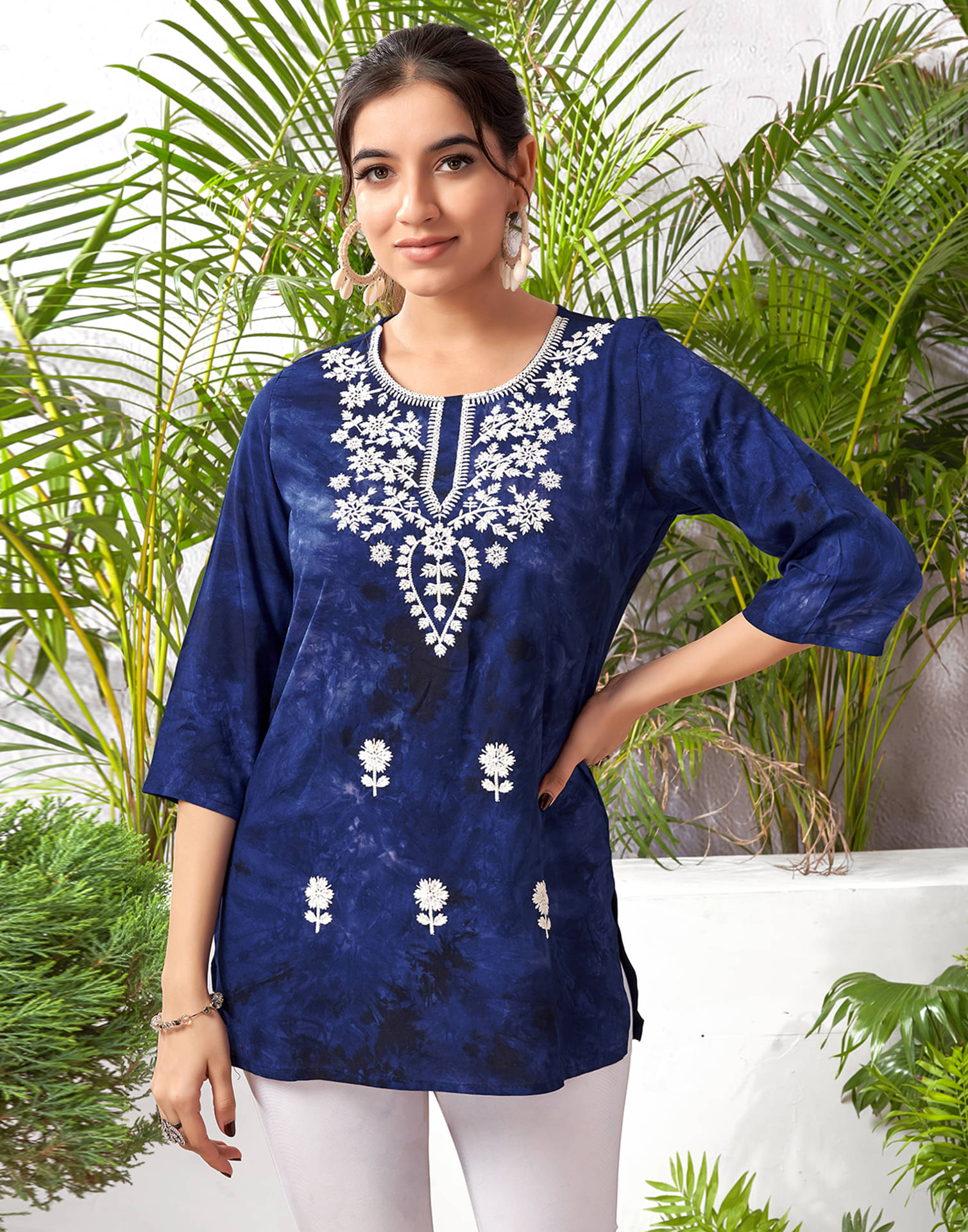     			Rayon Short Kurti For Women (Pack of 1)
