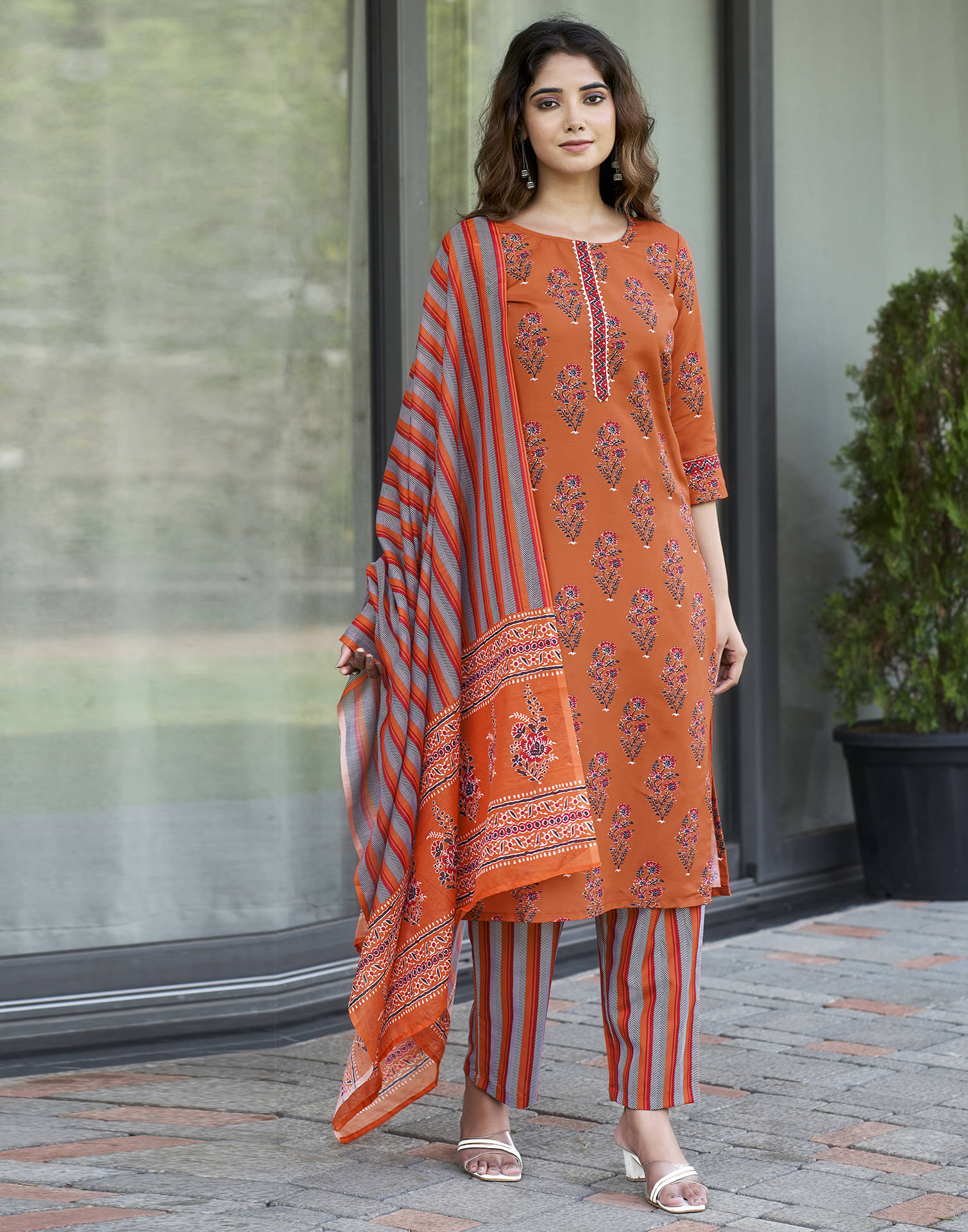 Skylee Rayon Printed Kurti With Pants Women's Stitched Salwar Suit - Orange ( Pack of 1 ) Skylee Rayon Printed Kurti With Pants Women's Stitched Salwar Suit - Orange ( Pack of 1 )