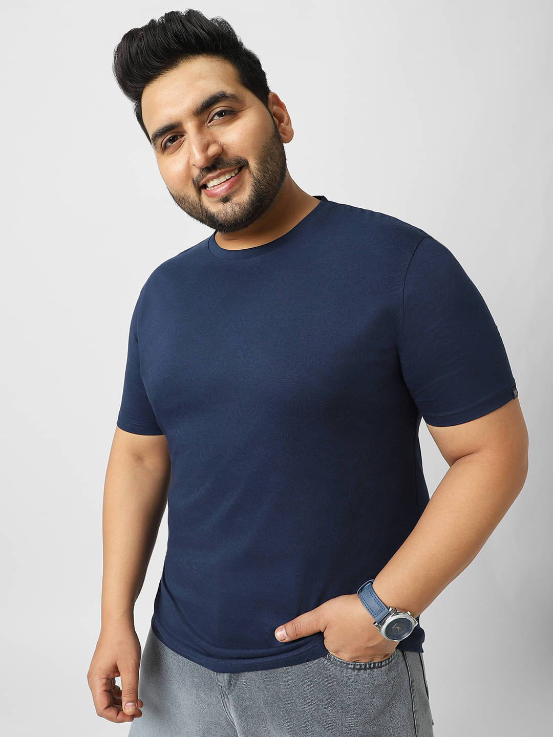 Urbano Plus Pack of 1 100% Cotton Regular Fit Men's T-Shirt ( Navy ) Urbano Plus Pack of 1 100% Cotton Regular Fit Men's T-Shirt ( Navy )