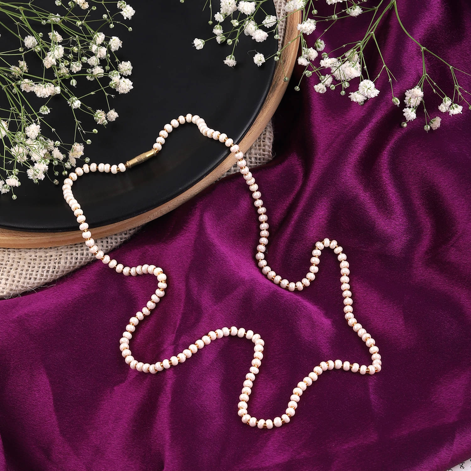     			gilher Gold Plated Chain ( Set of 1 )