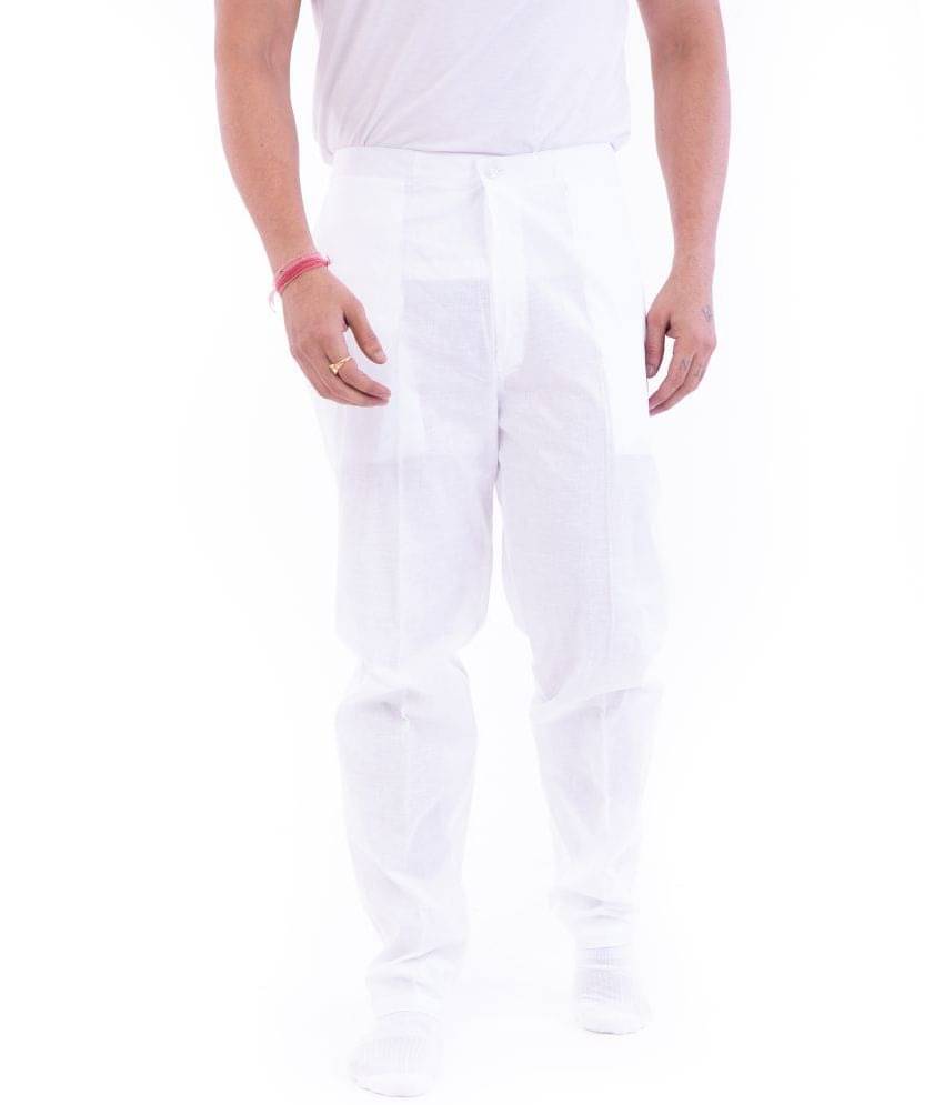     			DESHBANDHU DBK White Cotton Blend Men's Trackpants ( Pack of 1 )