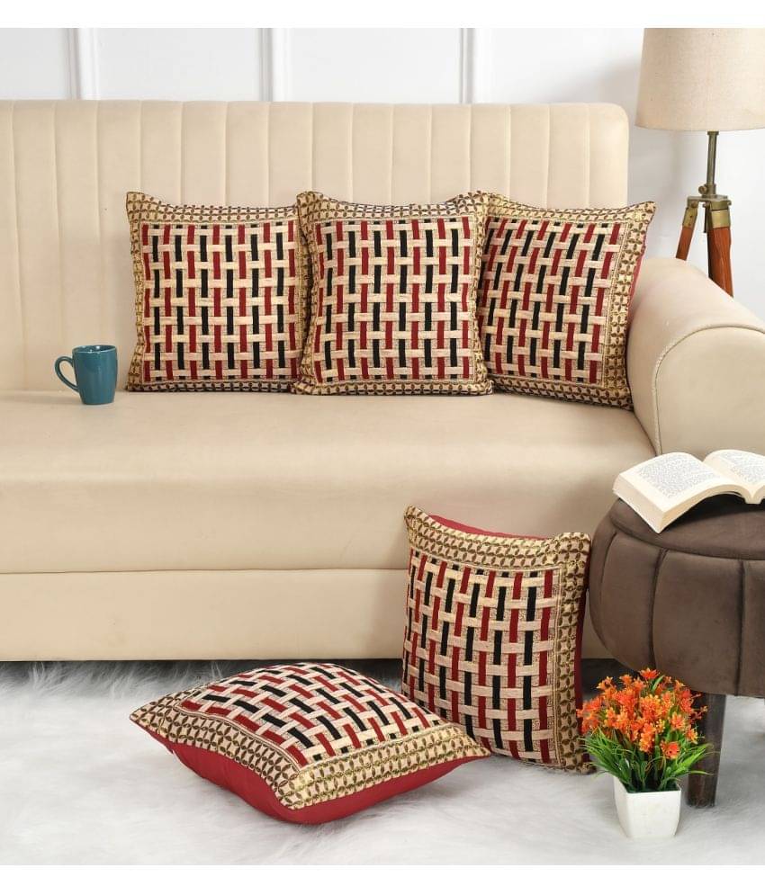 GoCose Home Set of 5 Cotton Floral Printed Rectangular Cushion Cover (40X40)cm - Red GoCose Home Set of 5 Cotton Floral Printed Rectangular Cushion Cover (40X40)cm - Red