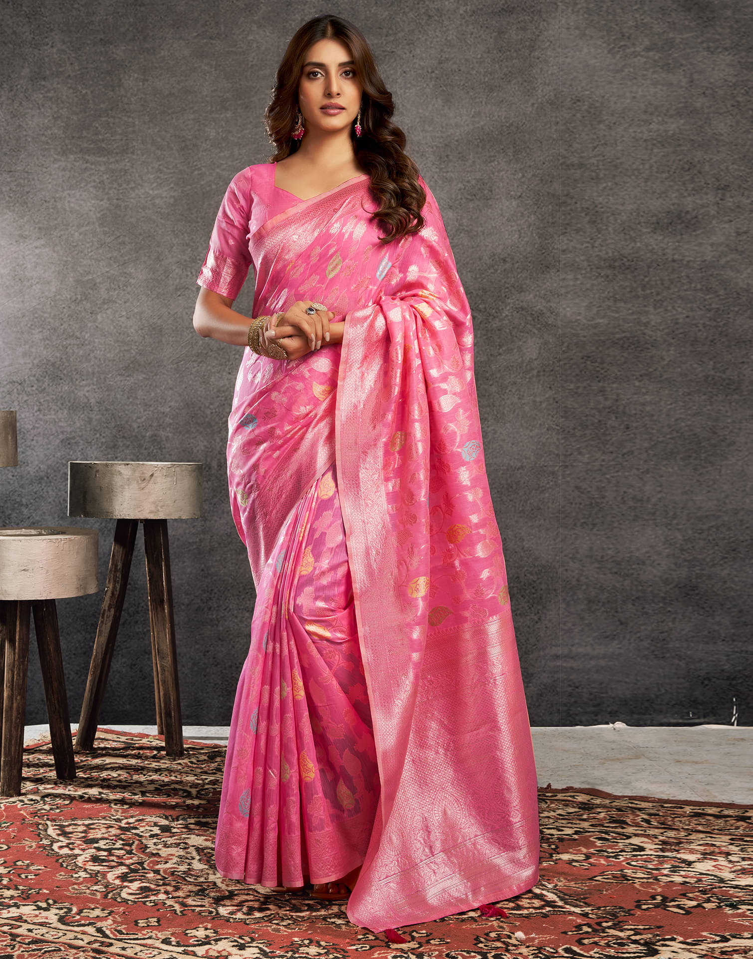 Samah Silk Blend Self Design Saree With Unstitched Blouse Piece ( Pink ) Samah Silk Blend Self Design Saree With Unstitched Blouse Piece ( Pink )