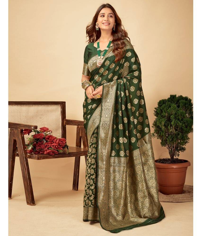     			Samah Silk Blend Self Design Saree With Unstitched Blouse Piece ( Green )