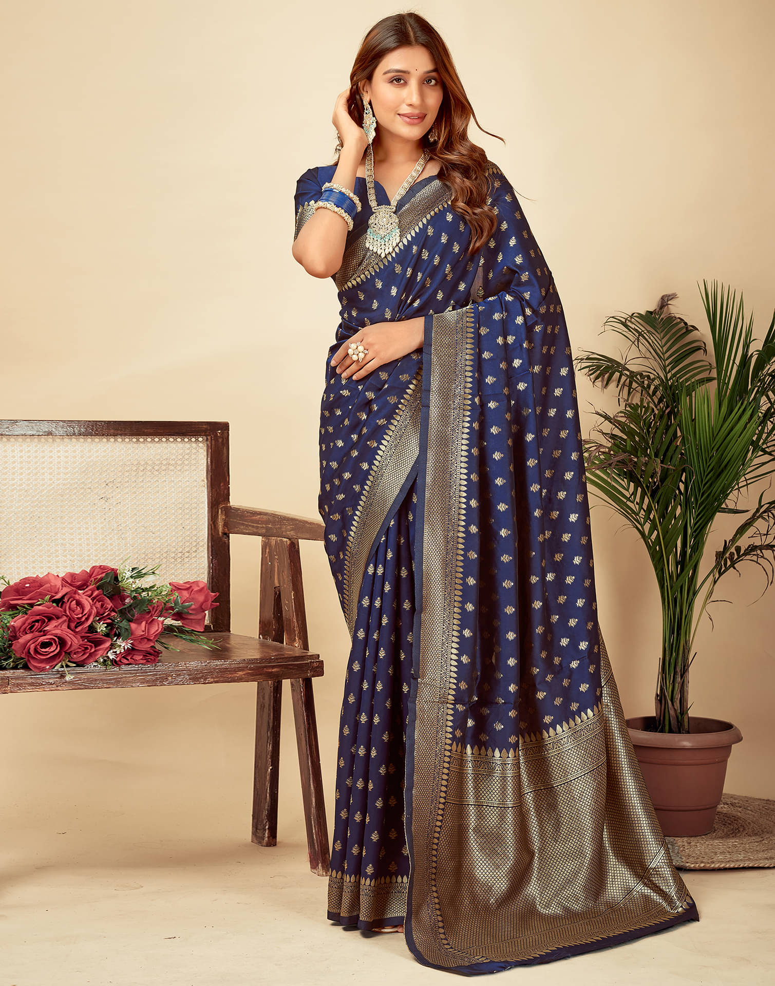     			Satrani Silk Blend Self Design Saree With Unstitched Blouse Piece ( Navy Blue )