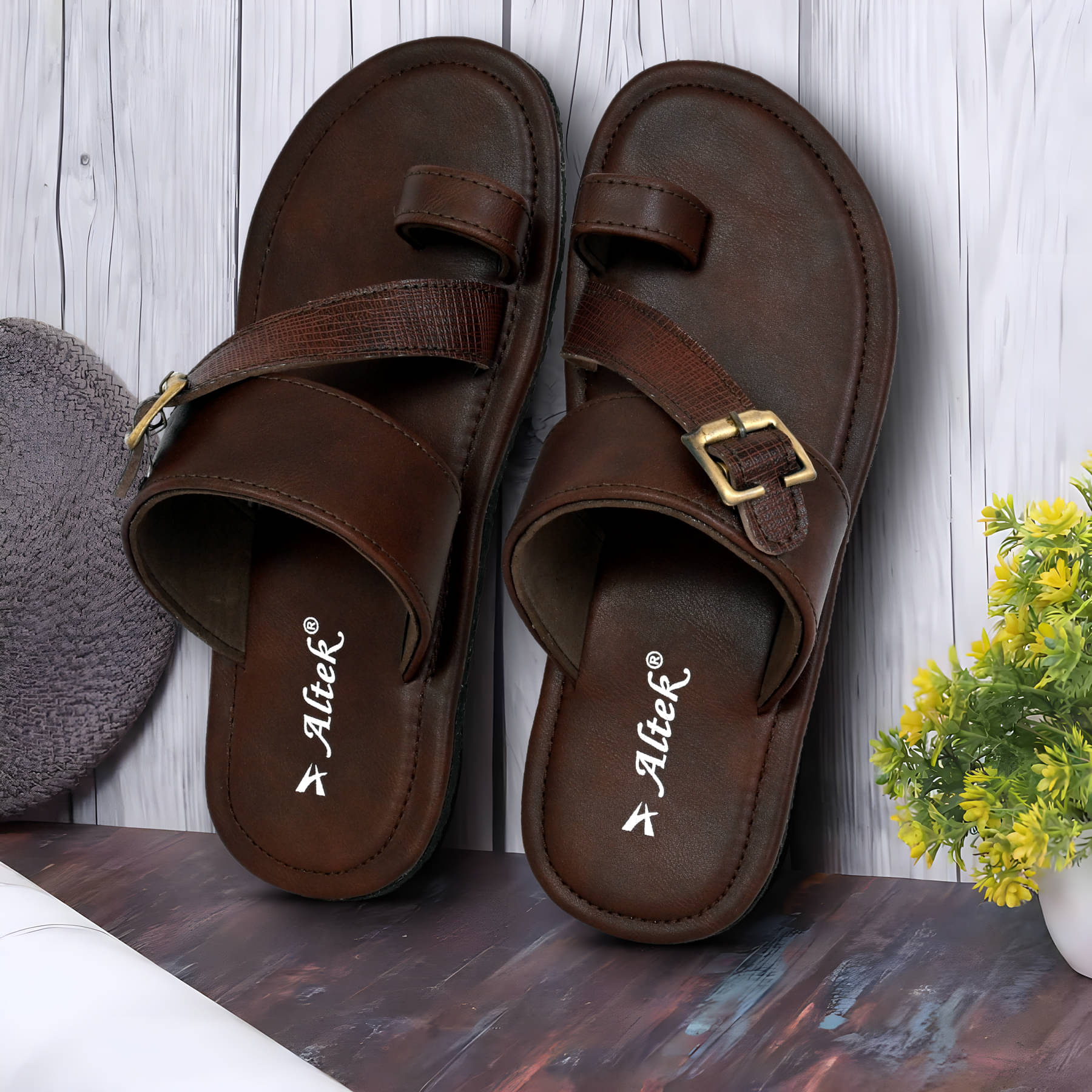     			Altek Brown Men's Leather Slipper