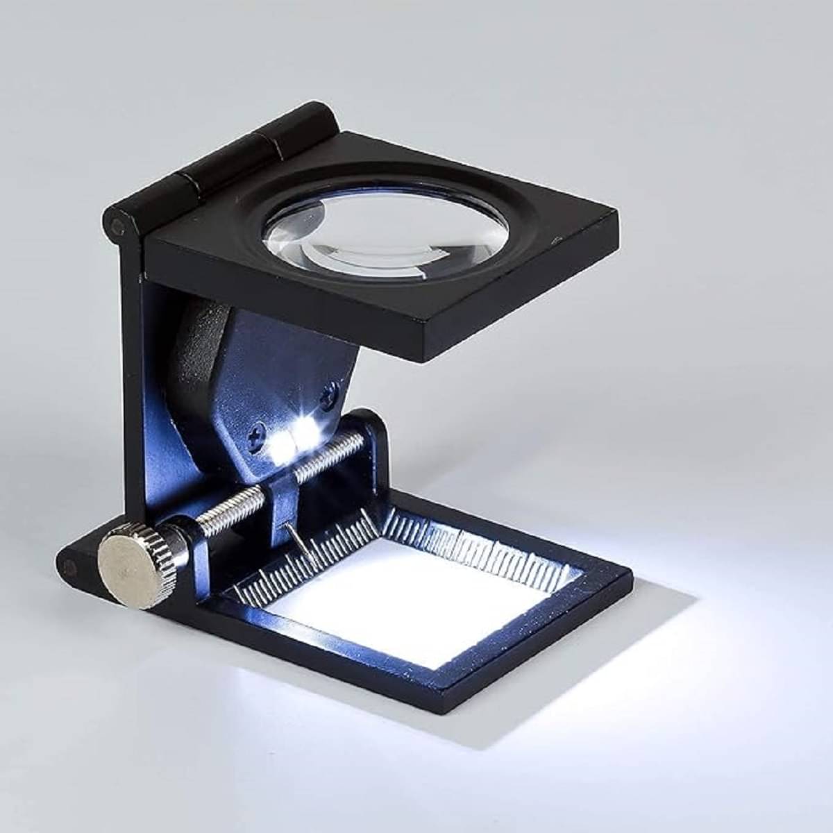     			Foldable Magnifiers 10X Folding Magnifying Loupe Zinc Alloy /LED Lights/ Magnifier Lens with /Scale / for Jewelry Tool Repair Collection