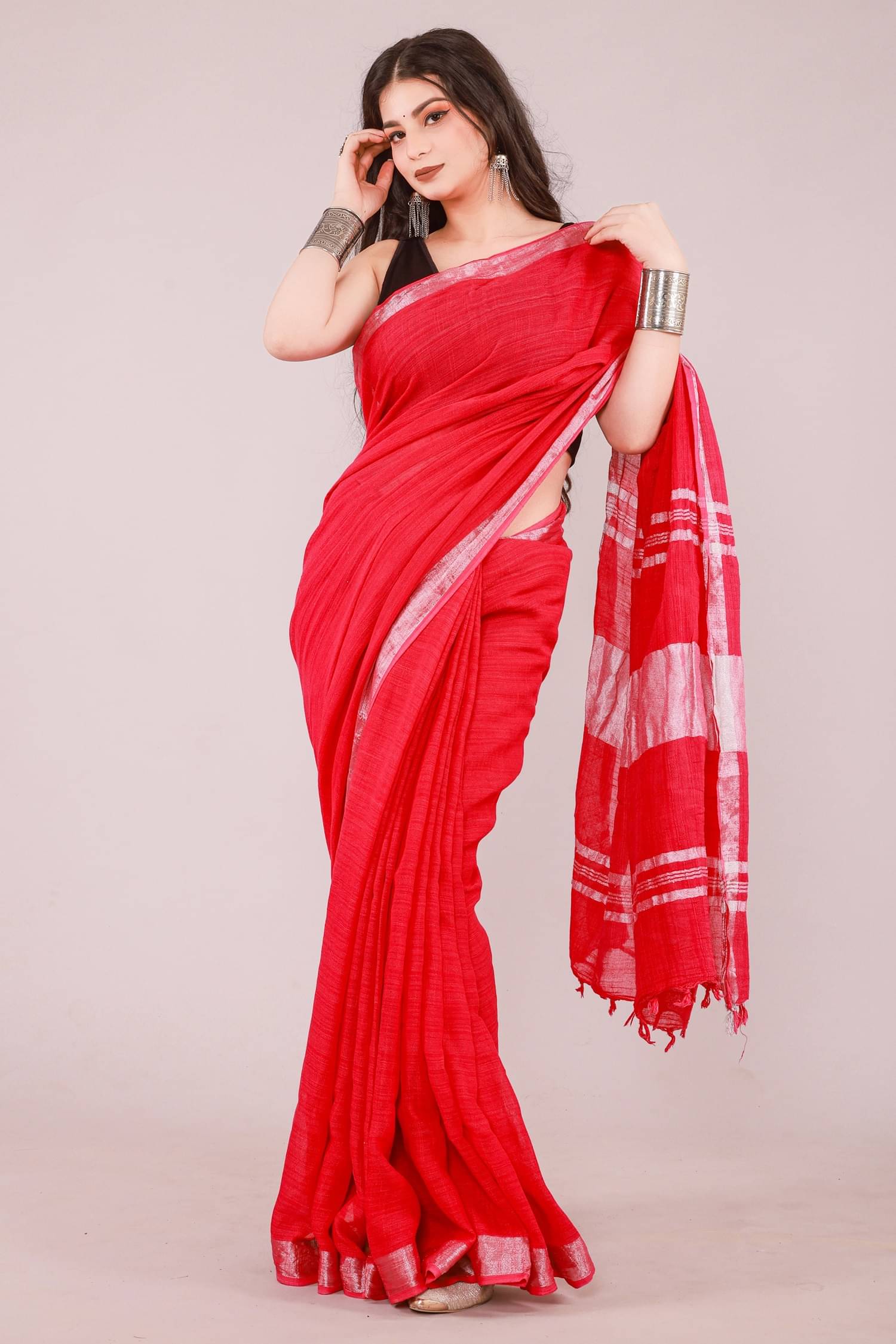     			NOITAERCPR Cotton Printed Saree With Unstitched Blouse Piece ( Red )
