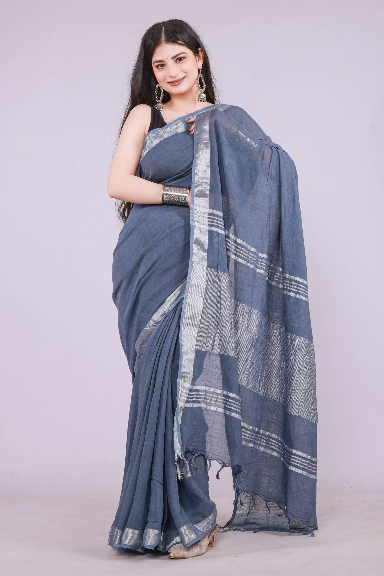     			NOITAERCPR Cotton Printed Saree With Unstitched Blouse Piece ( Grey )