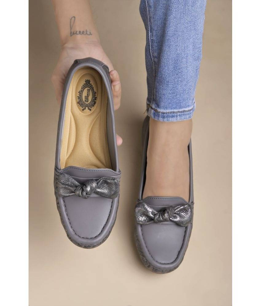 Shoetopia Light Grey Women's Loafers Shoetopia Light Grey Women's Loafers