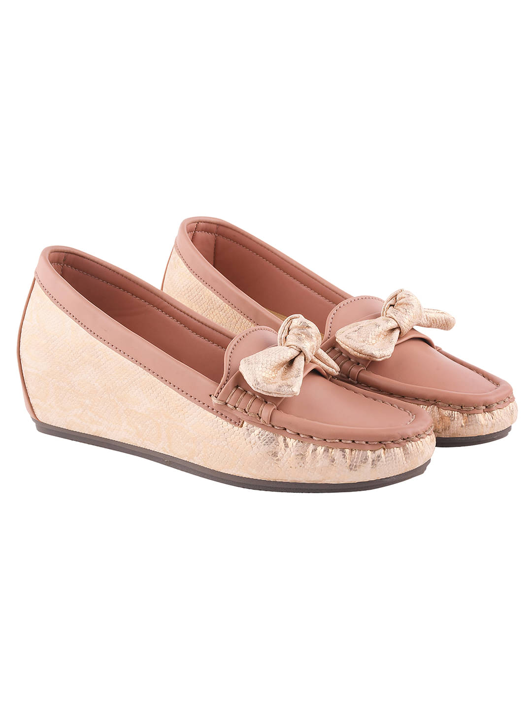     			Shoetopia Peach Women's Loafers