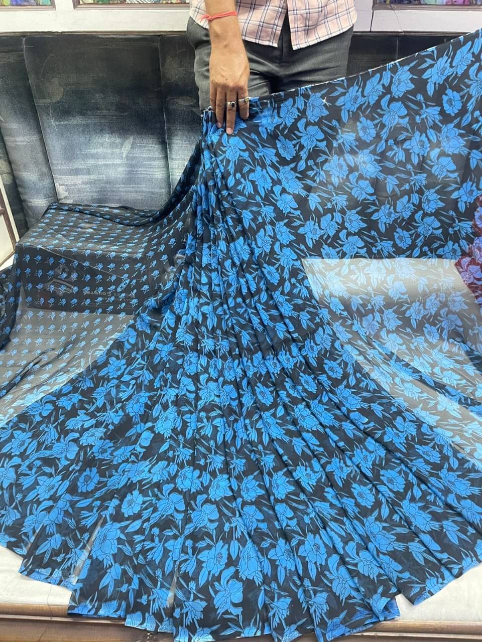 Sanwariya Silks Georgette Printed Saree With Unstitched Blouse Piece ( Blue ) Sanwariya Silks Georgette Printed Saree With Unstitched Blouse Piece ( Blue )