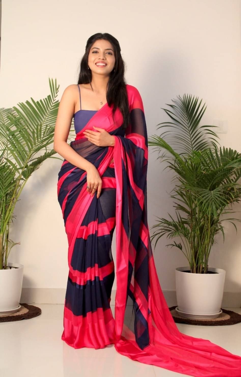 Sanwariya Silks Georgette Printed Saree With Unstitched Blouse Piece ( Pink ) Sanwariya Silks Georgette Printed Saree With Unstitched Blouse Piece ( Pink )