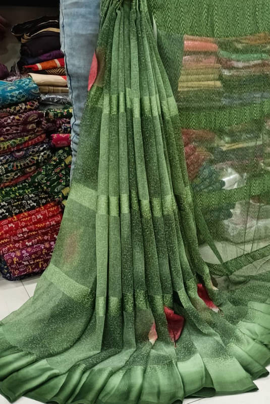 Sanwariya Silks Georgette Printed Saree With Unstitched Blouse Piece ( Green ) Sanwariya Silks Georgette Printed Saree With Unstitched Blouse Piece ( Green )