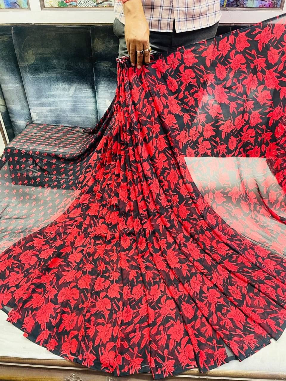     			Sanwariya Silks Georgette Printed Saree With Unstitched Blouse Piece ( Red )