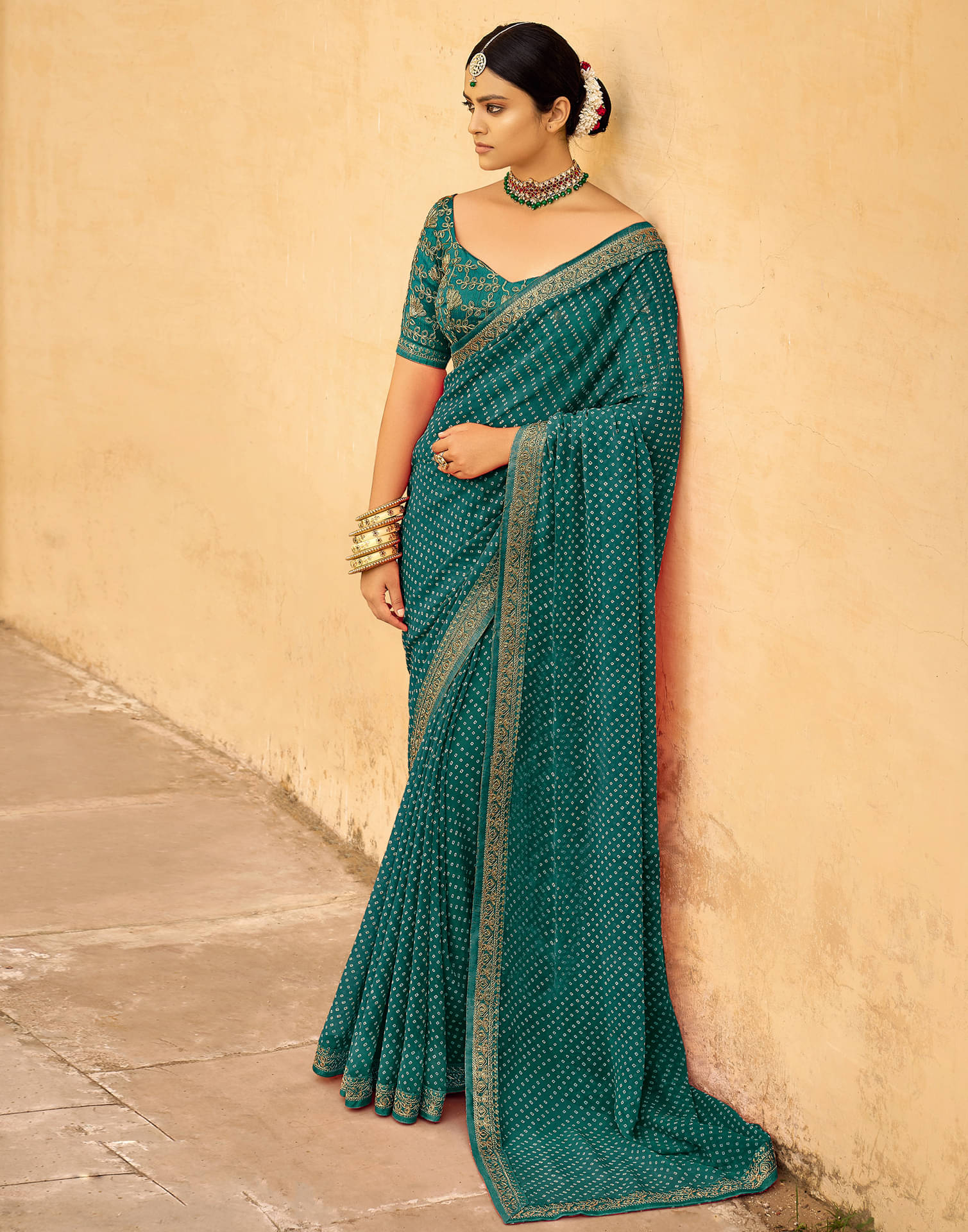     			Satrani Georgette Printed Saree With Unstitched Blouse Piece ( Green )