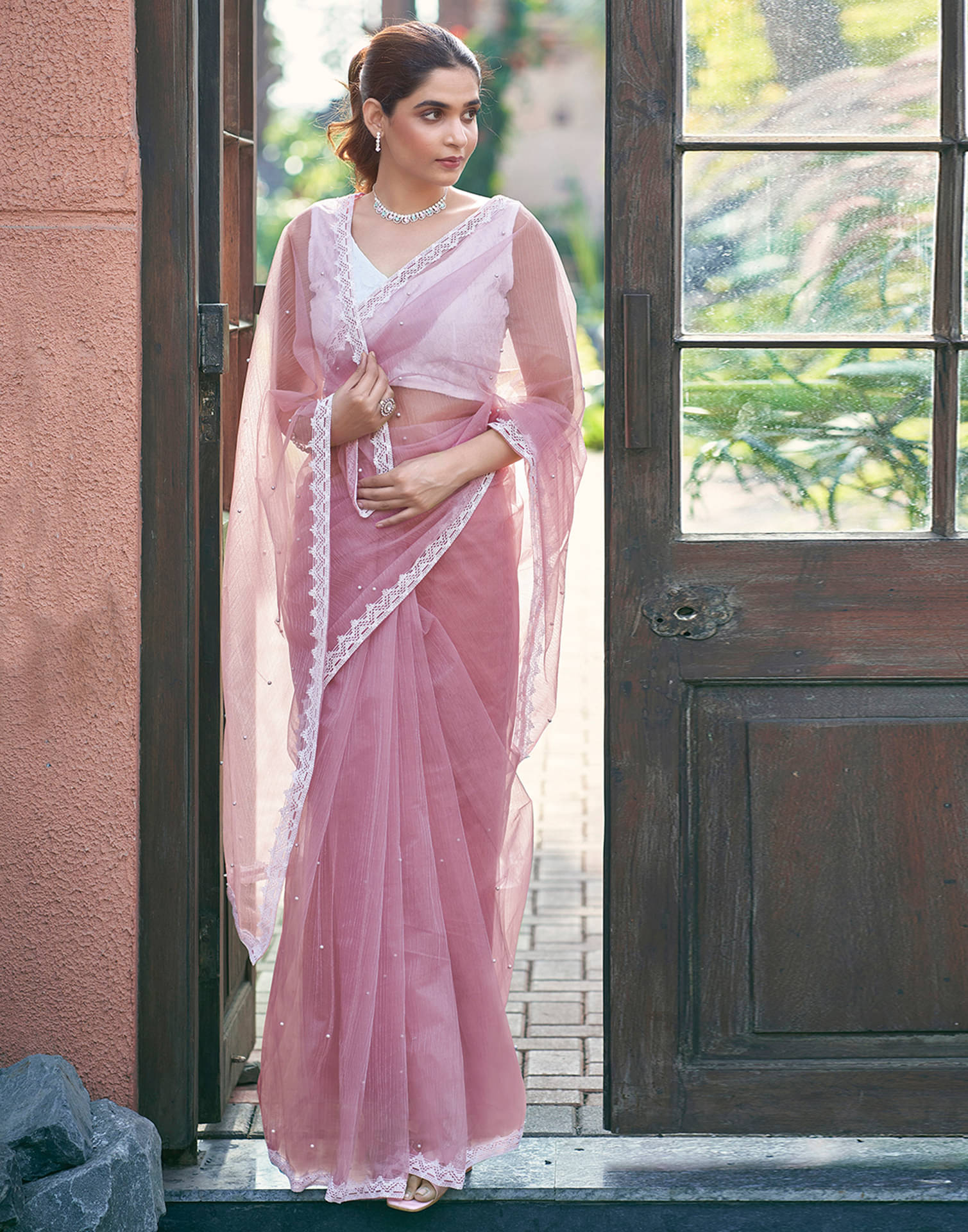     			Satrani Shimmer Embellished Saree With Unstitched Blouse Piece ( Pink )