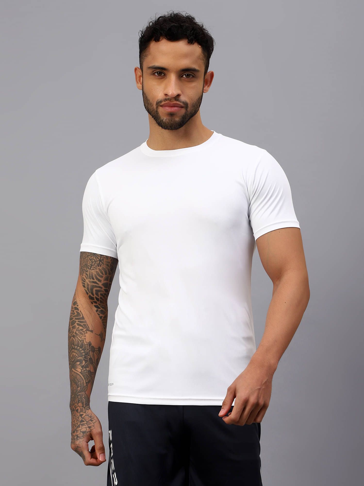 Vector X White Polyester Regular Fit Men's Sports T-Shirt ( Pack of 1 ) Vector X White Polyester Regular Fit Men's Sports T-Shirt ( Pack of 1 )