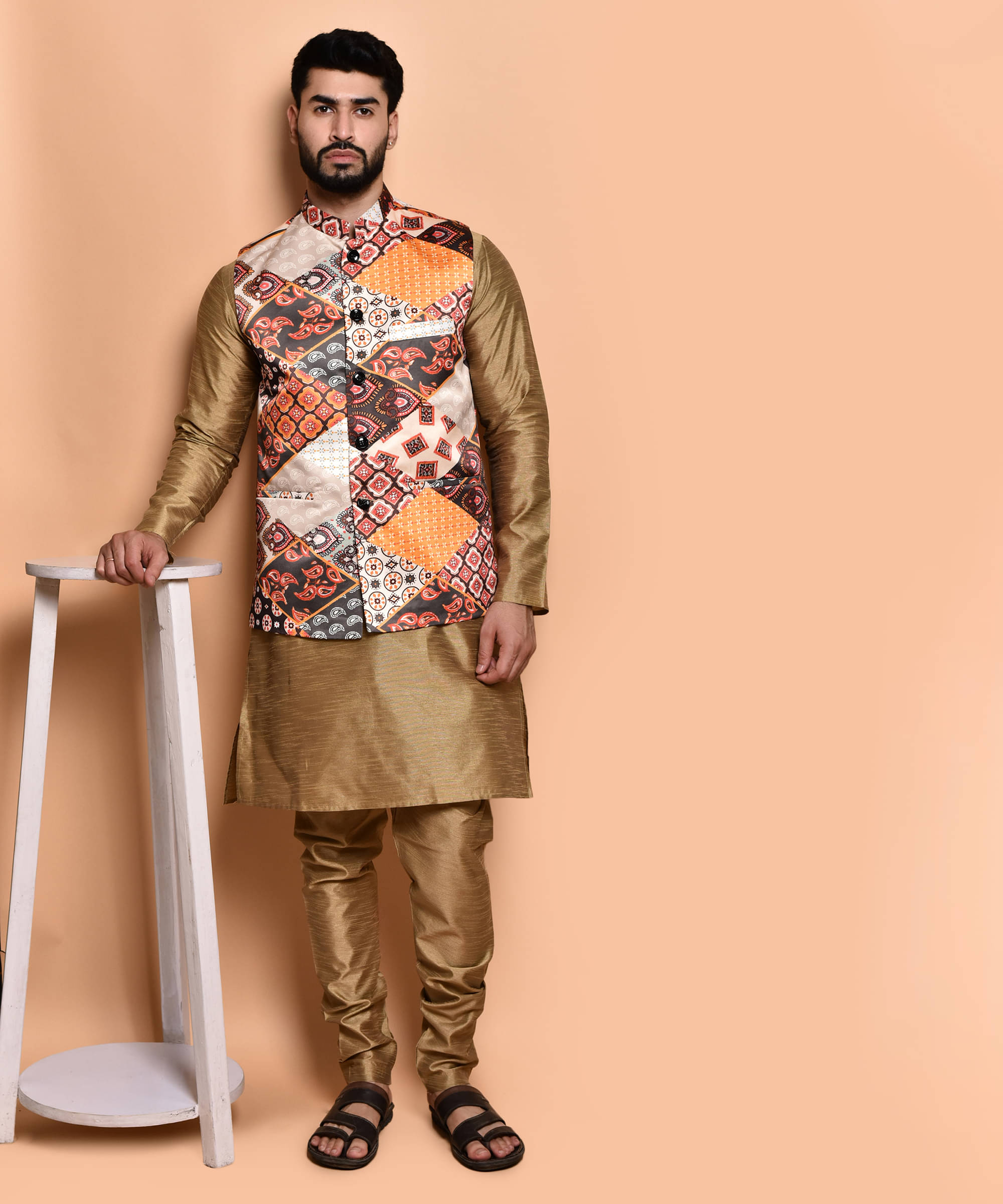 PRINTCULTR Gold Silk Regular Fit Men's Kurta Pyjama Set ( Pack of 1 ) PRINTCULTR Gold Silk Regular Fit Men's Kurta Pyjama Set ( Pack of 1 )