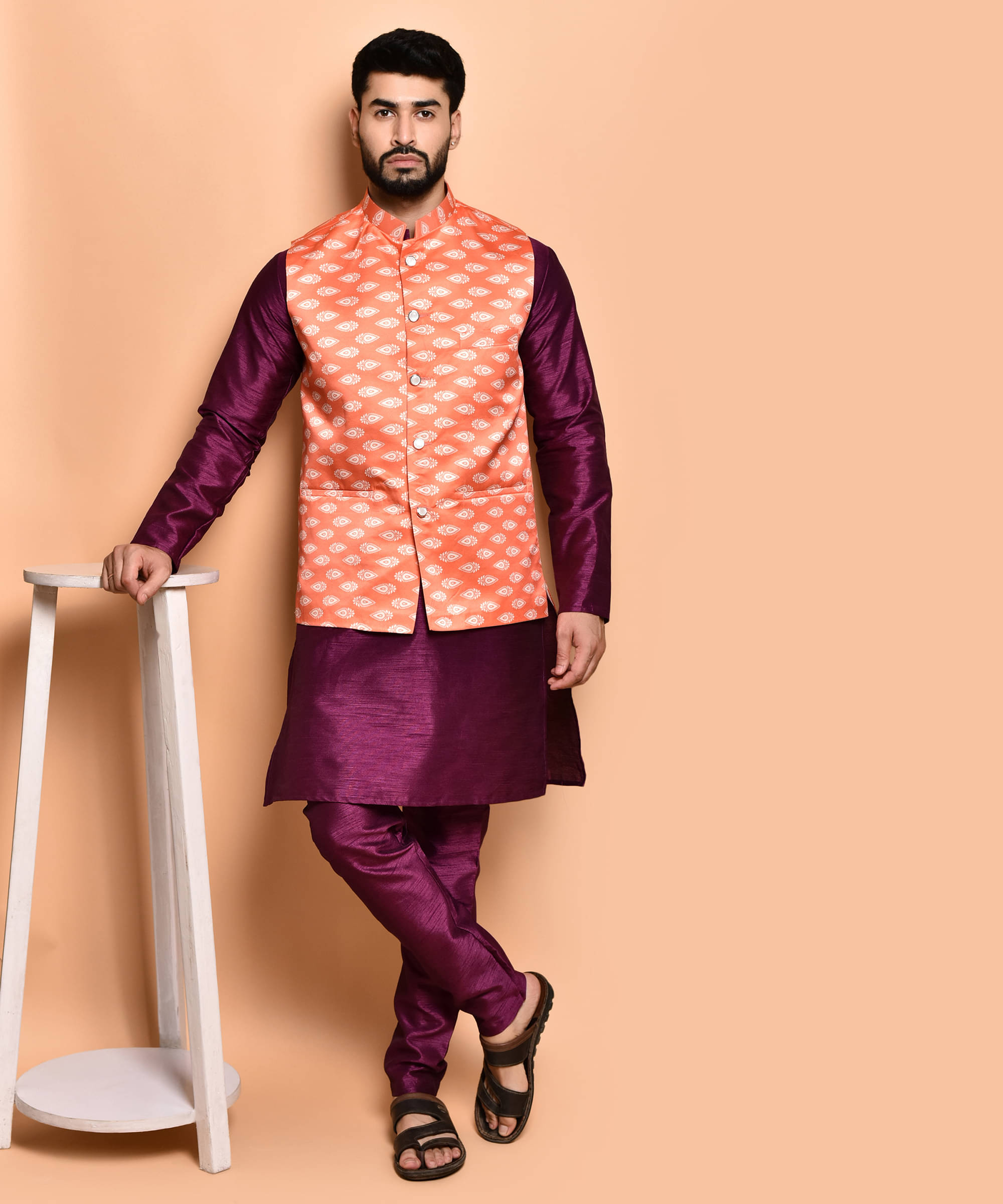     			PRINTCULTR Purple Silk Regular Fit Men's Kurta Pyjama Set ( Pack of 1 )