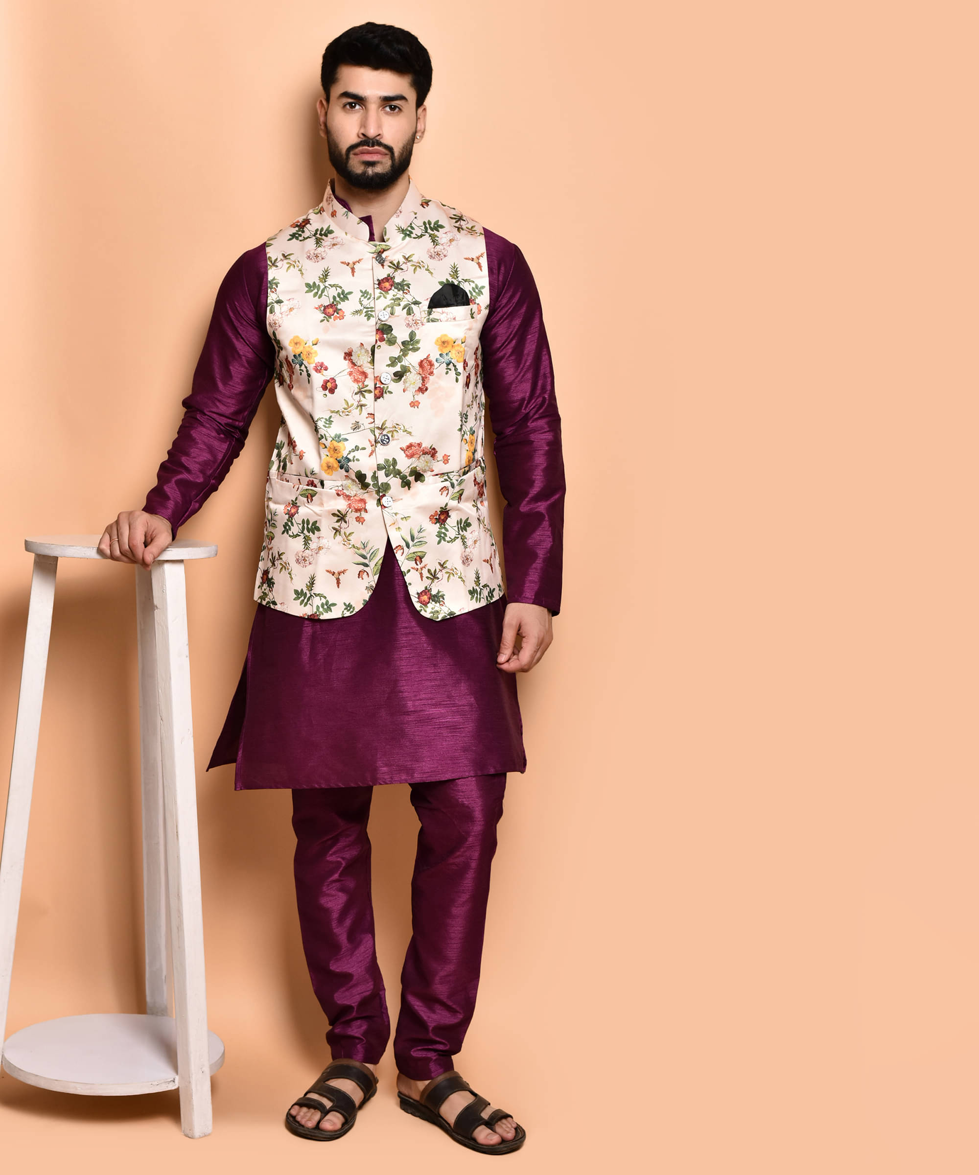     			PRINTCULTR Purple Silk Regular Fit Men's Kurta Pyjama Set ( Pack of 1 )