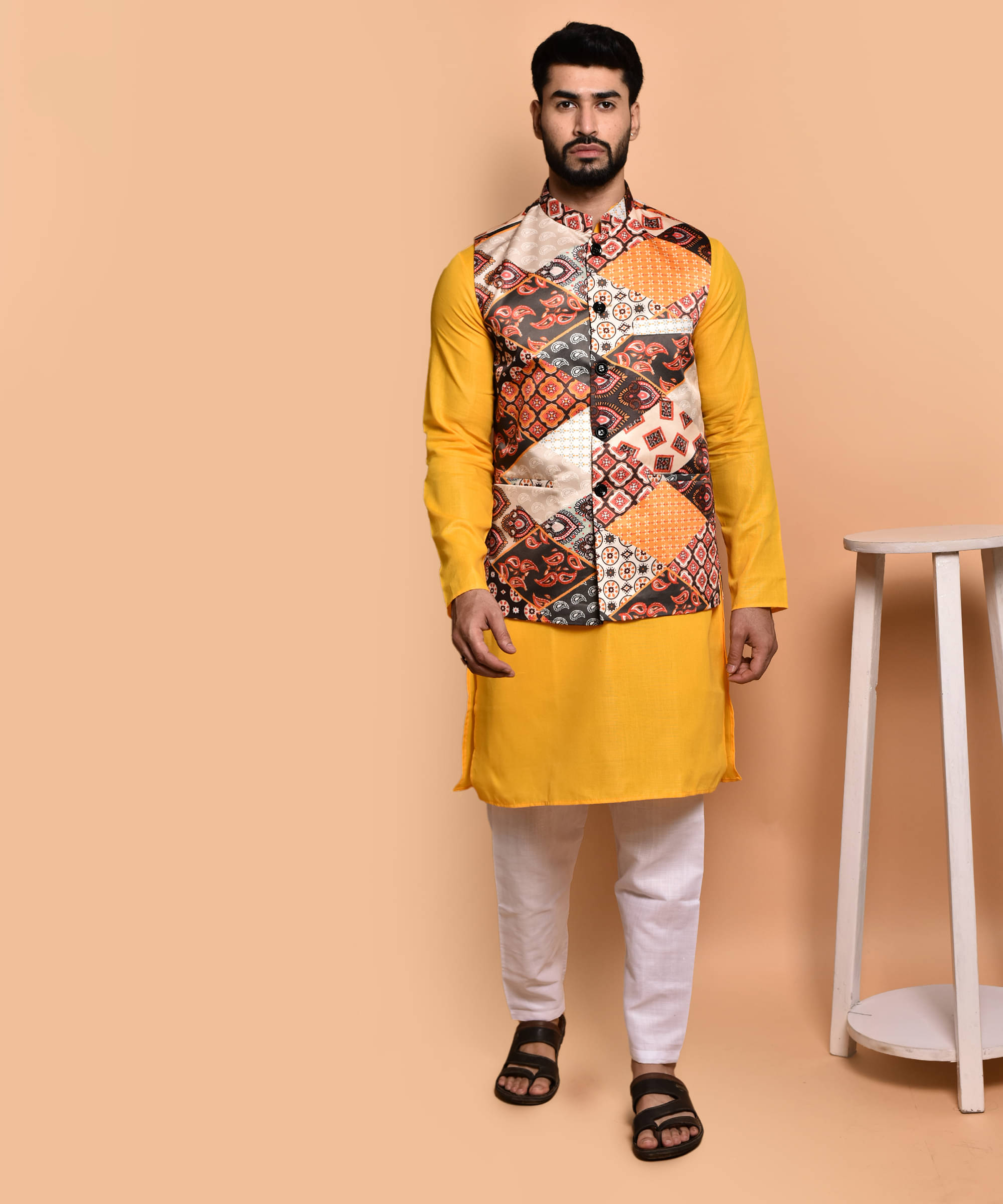     			PRINTCULTR Yellow Cotton Regular Fit Men's Kurta Pyjama Set ( Pack of 1 )
